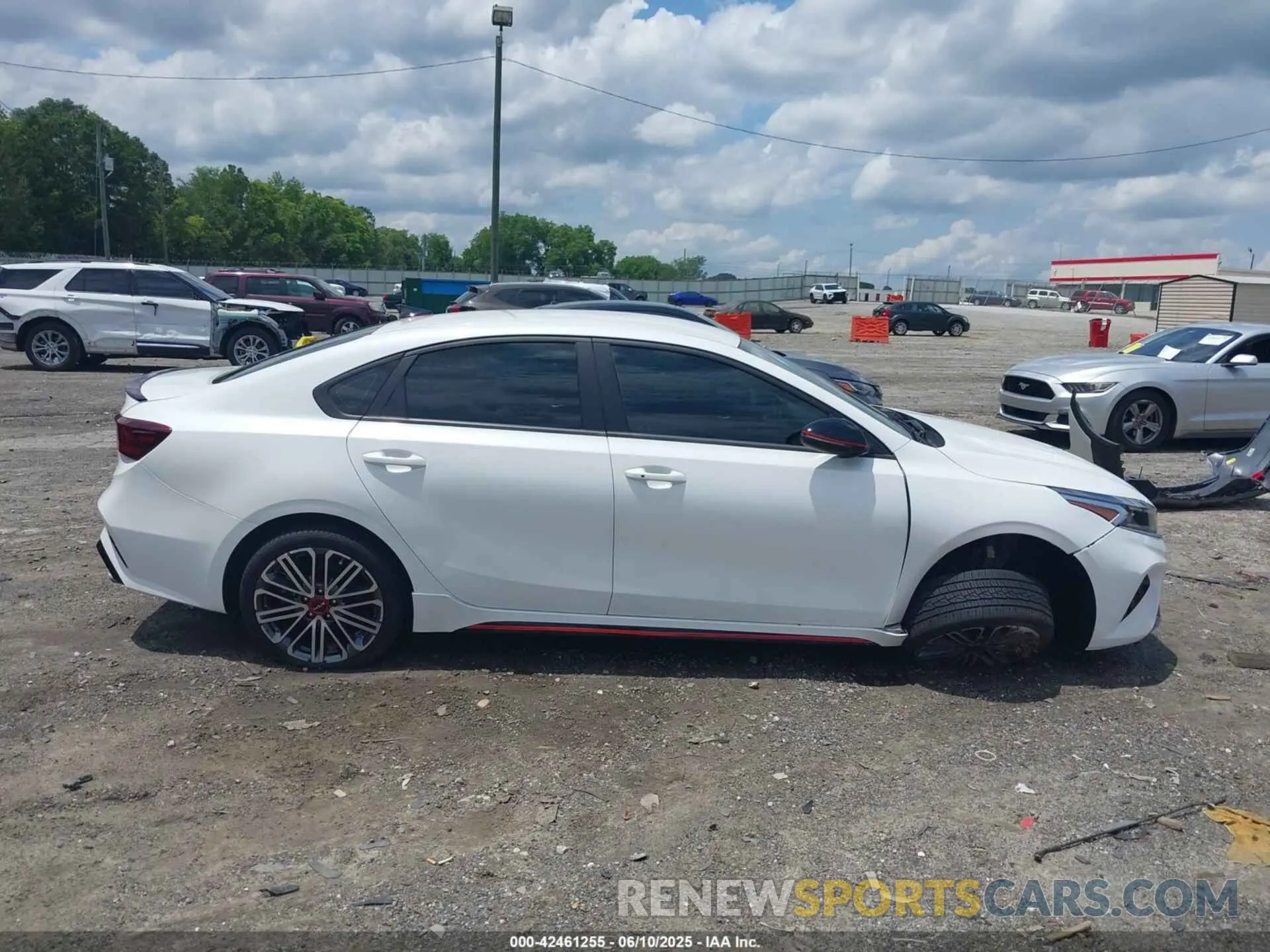 13 Photograph of a damaged car 3KPF44AC2NE444185 KIA FORTE 2022