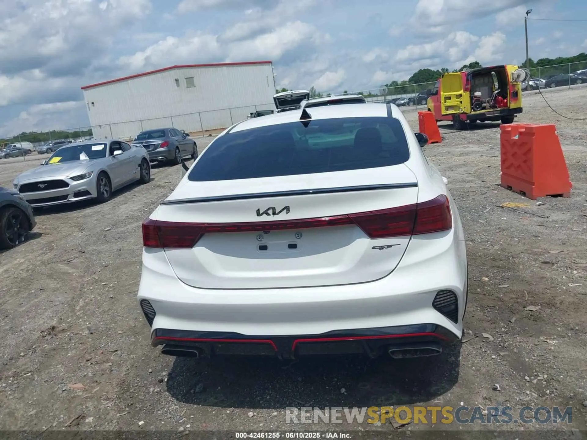 16 Photograph of a damaged car 3KPF44AC2NE444185 KIA FORTE 2022