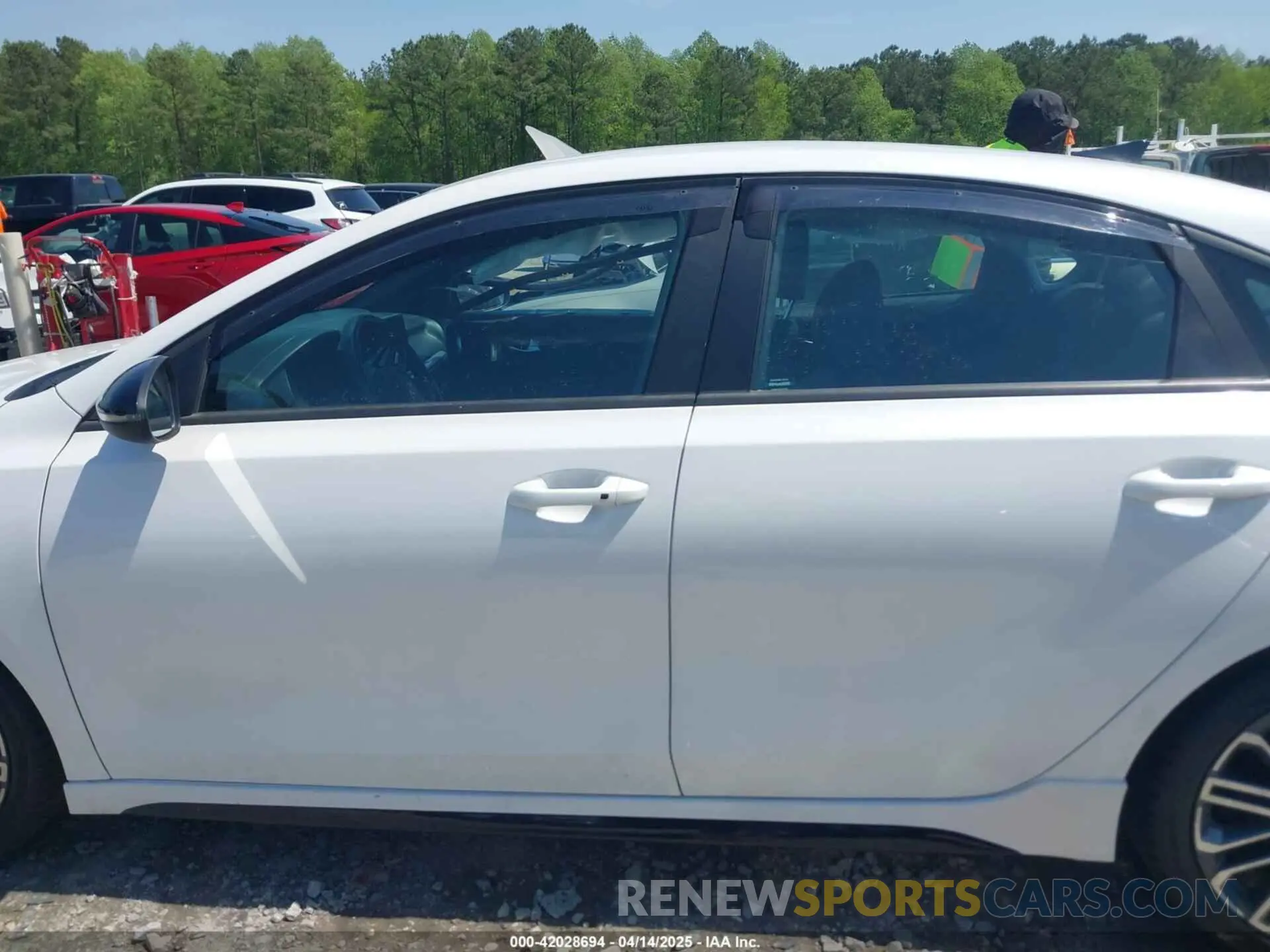 14 Photograph of a damaged car 3KPF44AC3NE477289 KIA FORTE 2022