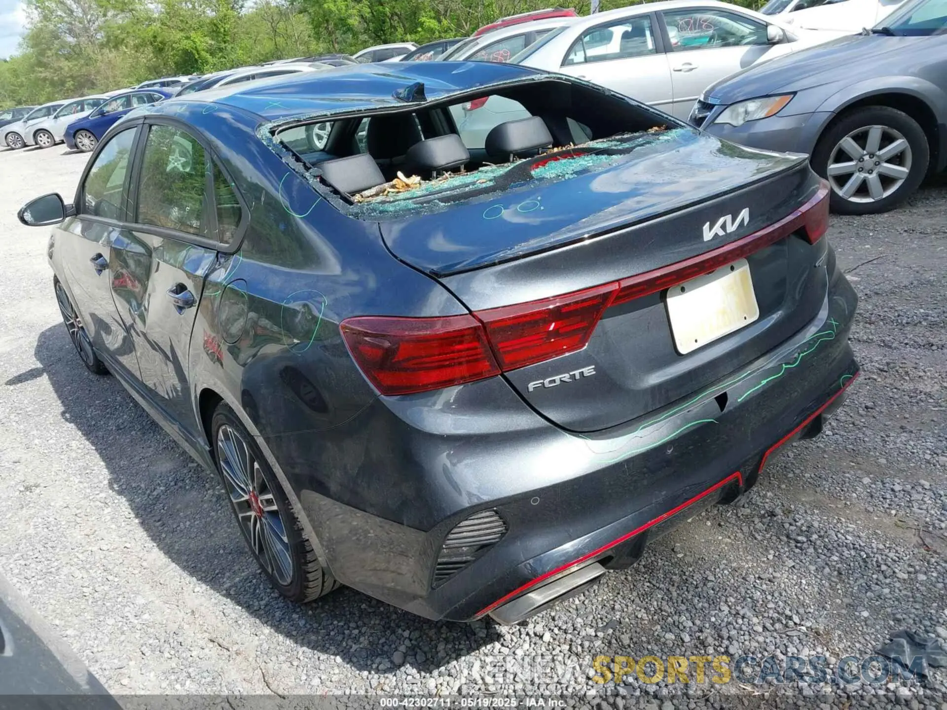 3 Photograph of a damaged car 3KPF44AC3NE492665 KIA FORTE 2022