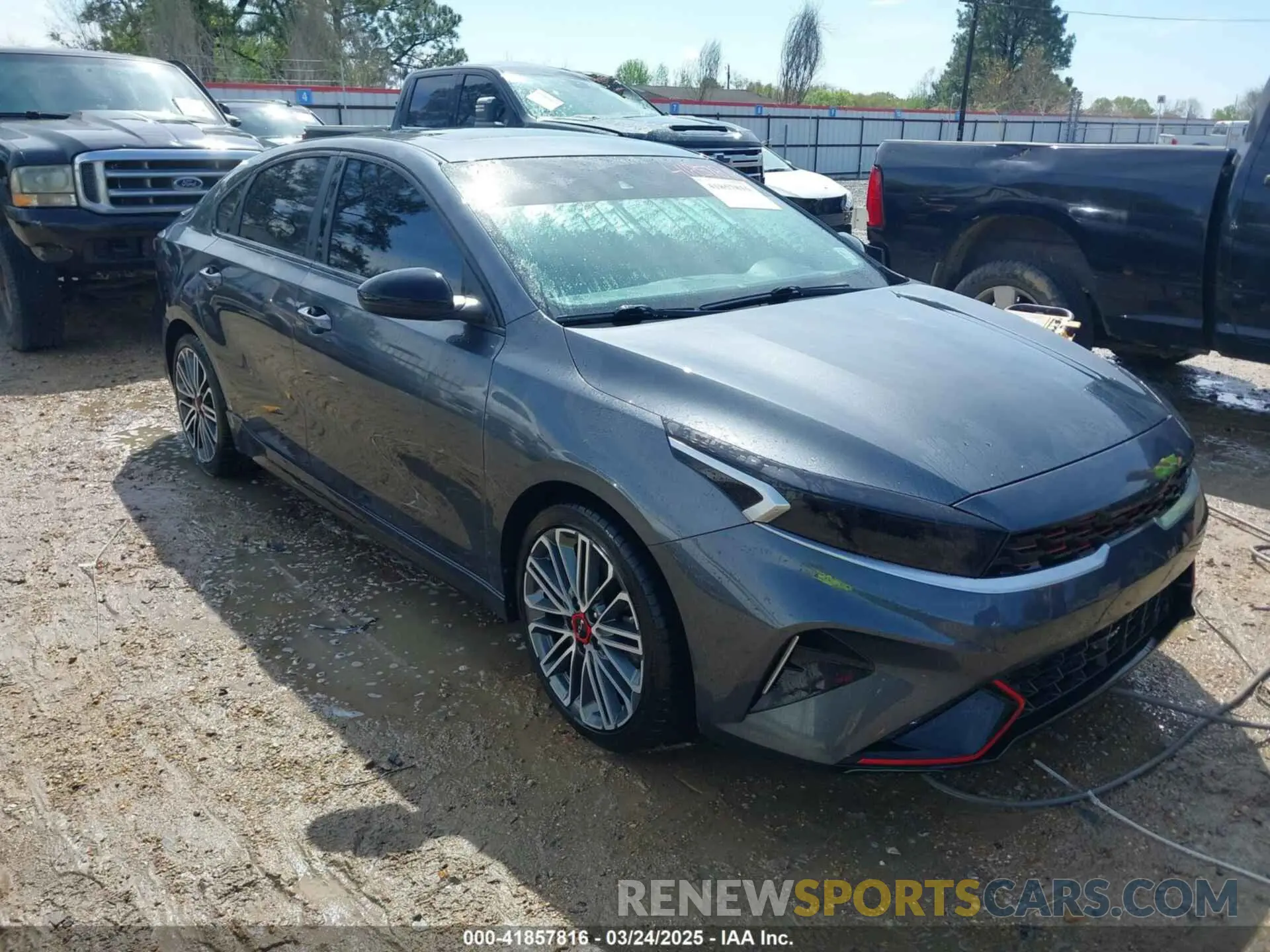 1 Photograph of a damaged car 3KPF44AC4NE424181 KIA FORTE 2022