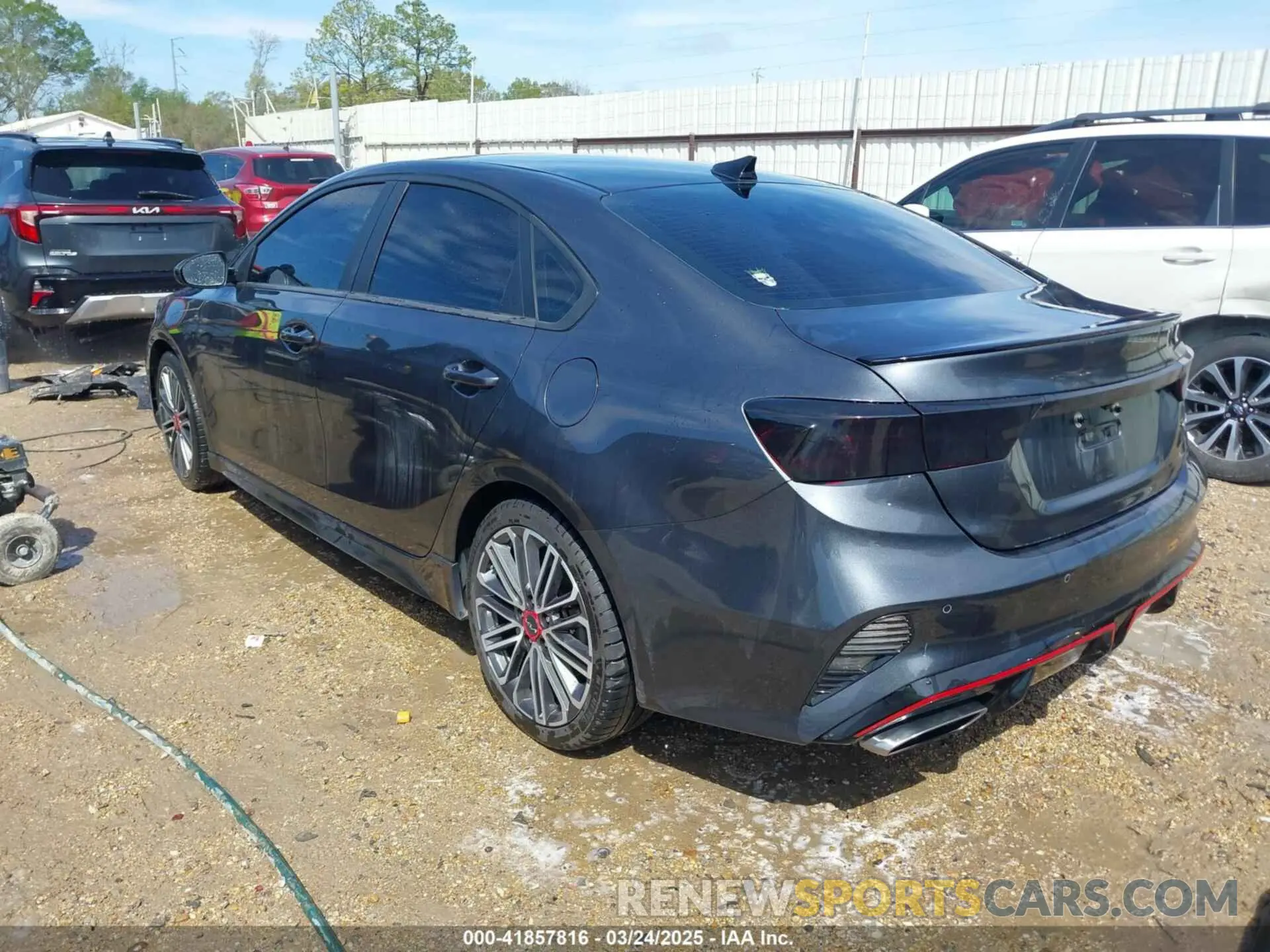 3 Photograph of a damaged car 3KPF44AC4NE424181 KIA FORTE 2022