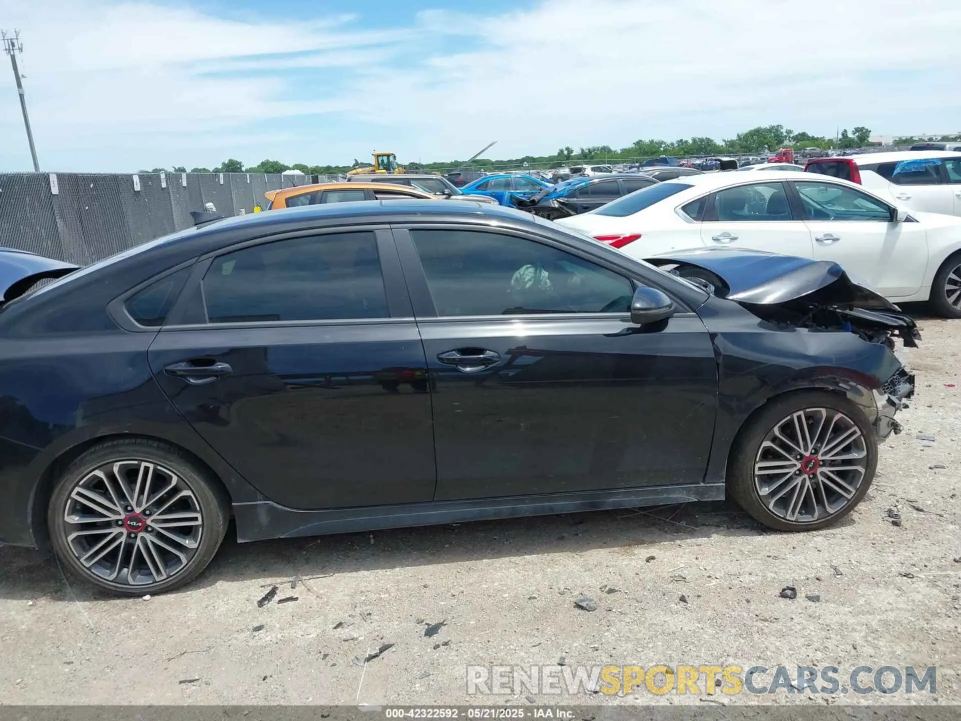14 Photograph of a damaged car 3KPF44AC8NE447642 KIA FORTE 2022