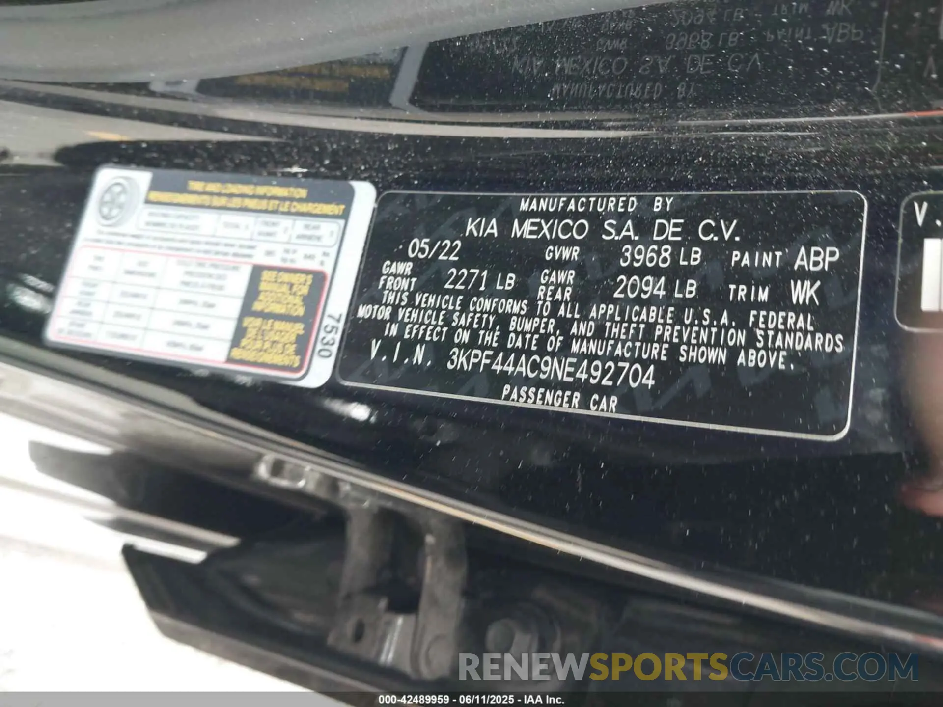 9 Photograph of a damaged car 3KPF44AC9NE492704 KIA FORTE 2022