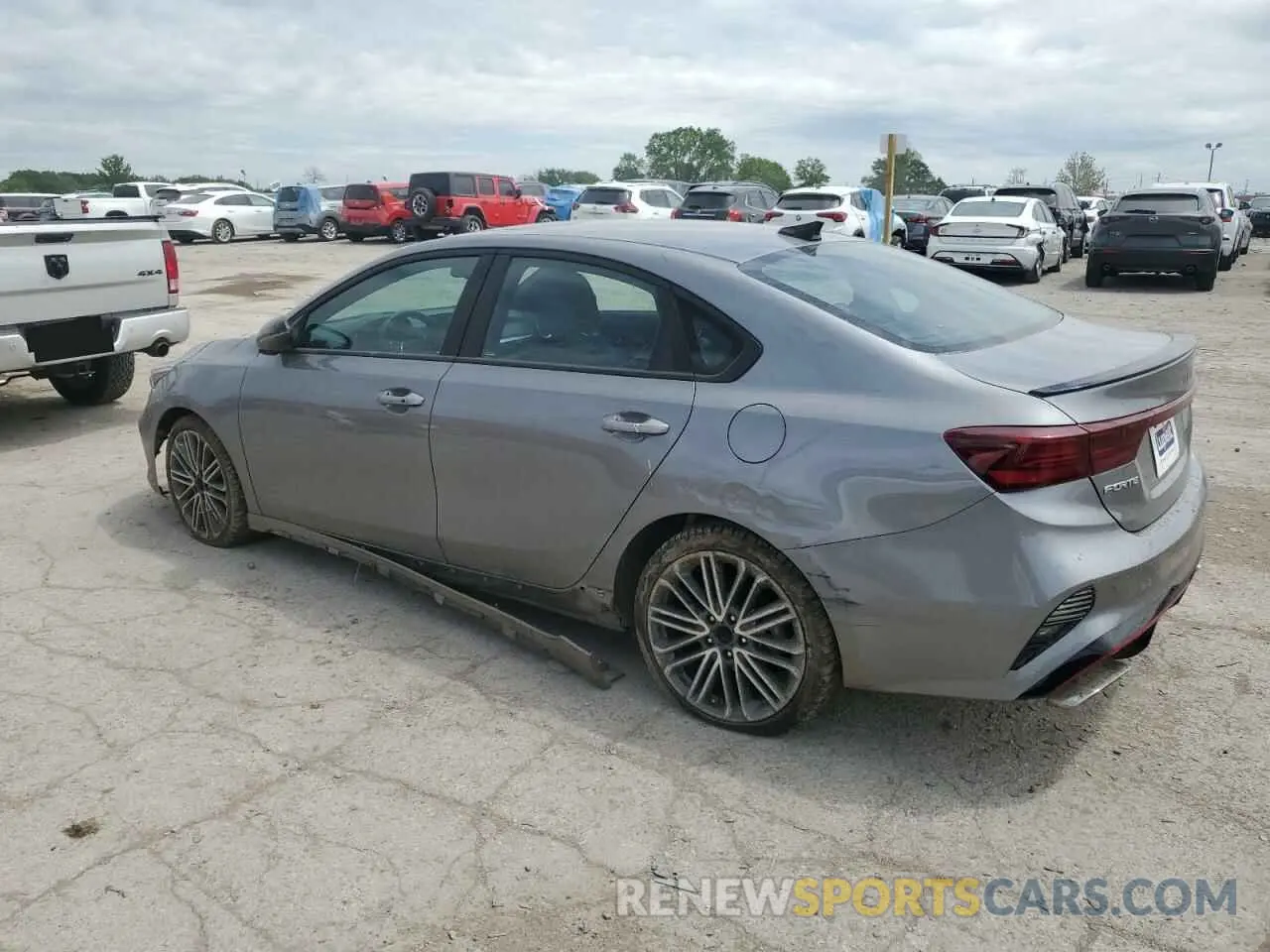 2 Photograph of a damaged car 3KPF44ACXNE449943 KIA FORTE 2022