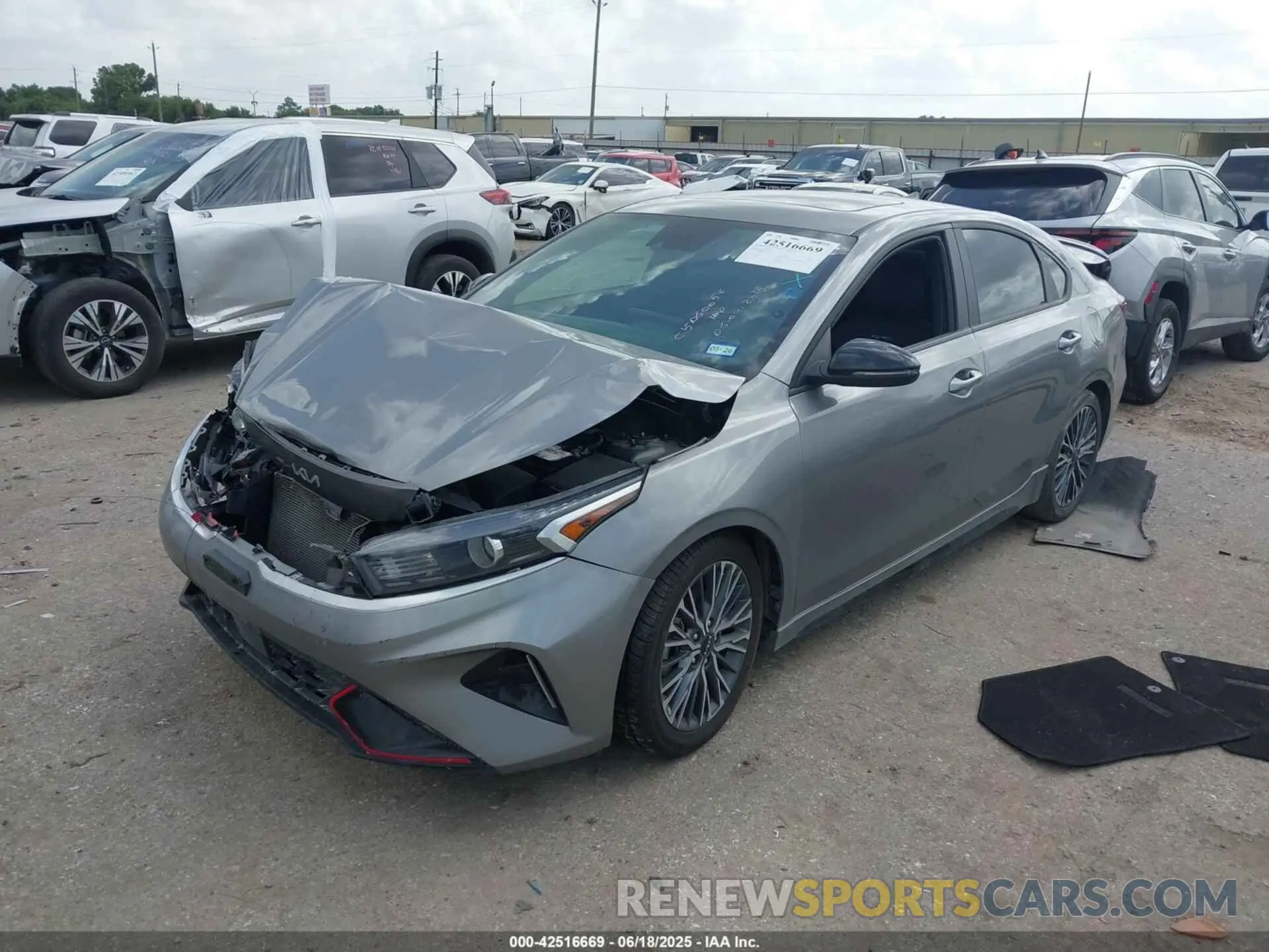 2 Photograph of a damaged car 3KPF54AD0NE488918 KIA FORTE 2022