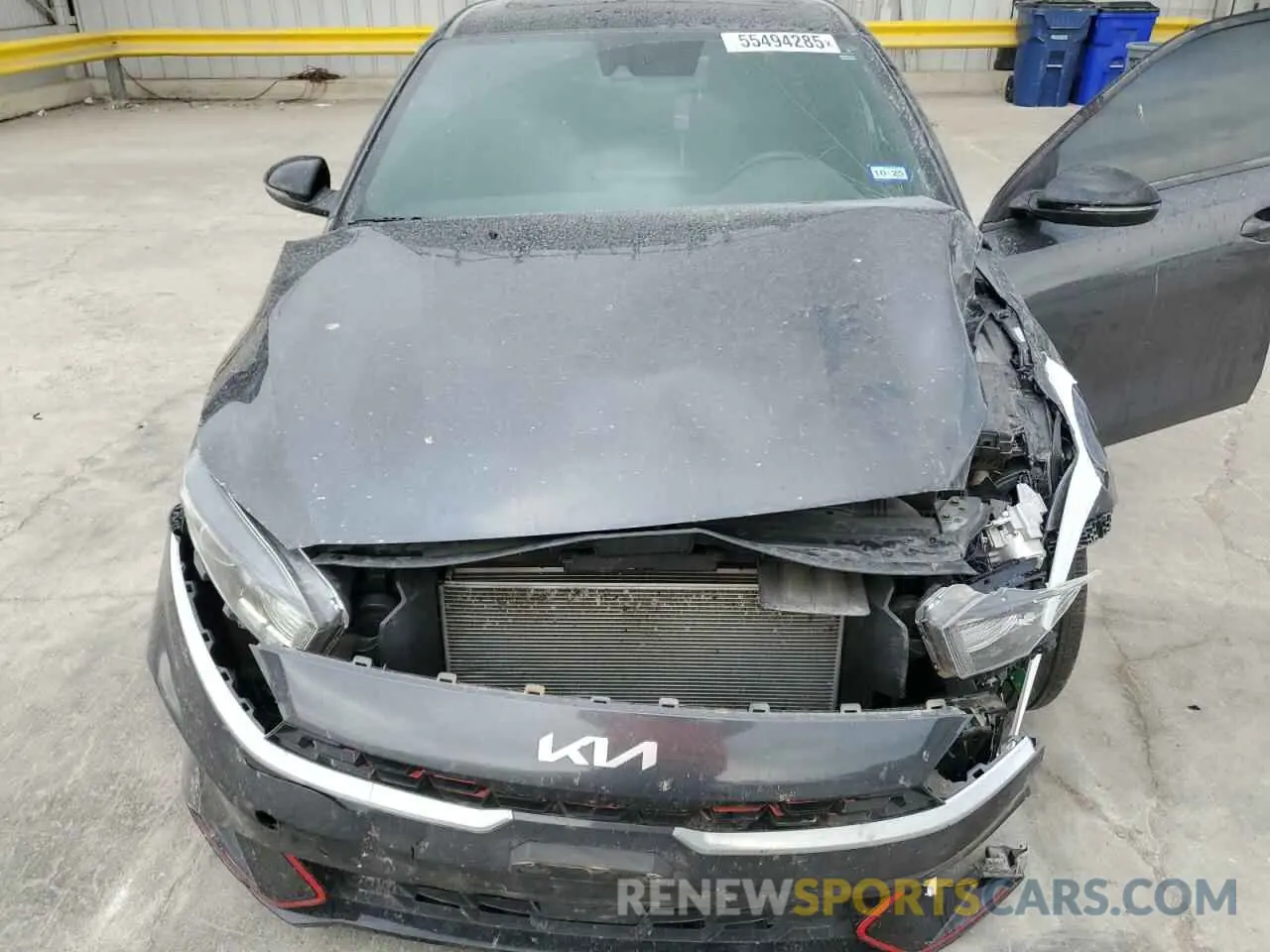 11 Photograph of a damaged car 3KPF54AD0NE497022 KIA FORTE 2022