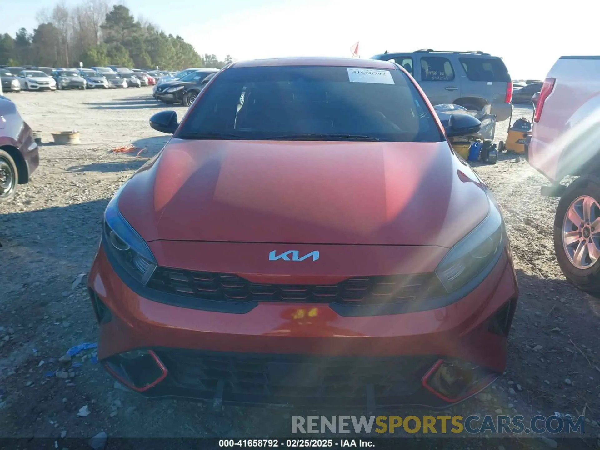 12 Photograph of a damaged car 3KPF54AD0NE500887 KIA FORTE 2022
