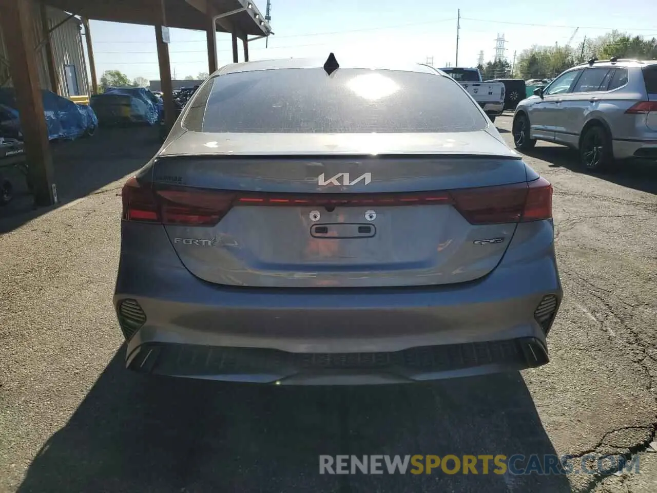 6 Photograph of a damaged car 3KPF54AD0NE504535 KIA FORTE 2022