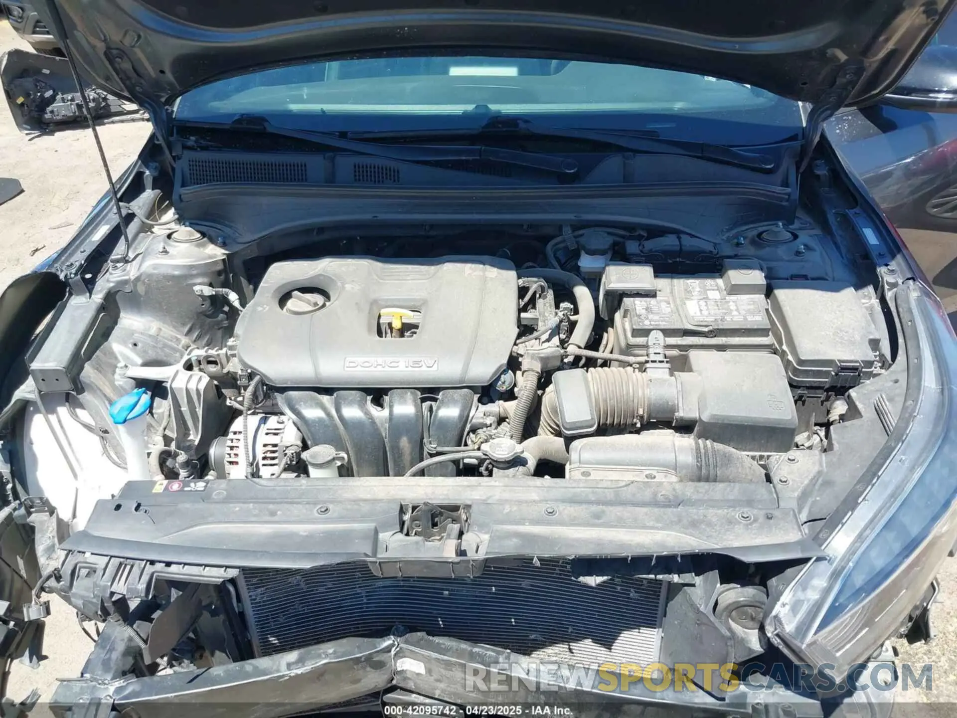 10 Photograph of a damaged car 3KPF54AD0NE506964 KIA FORTE 2022