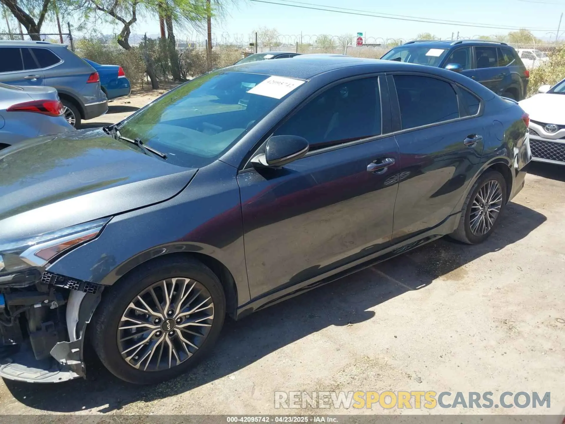 14 Photograph of a damaged car 3KPF54AD0NE506964 KIA FORTE 2022