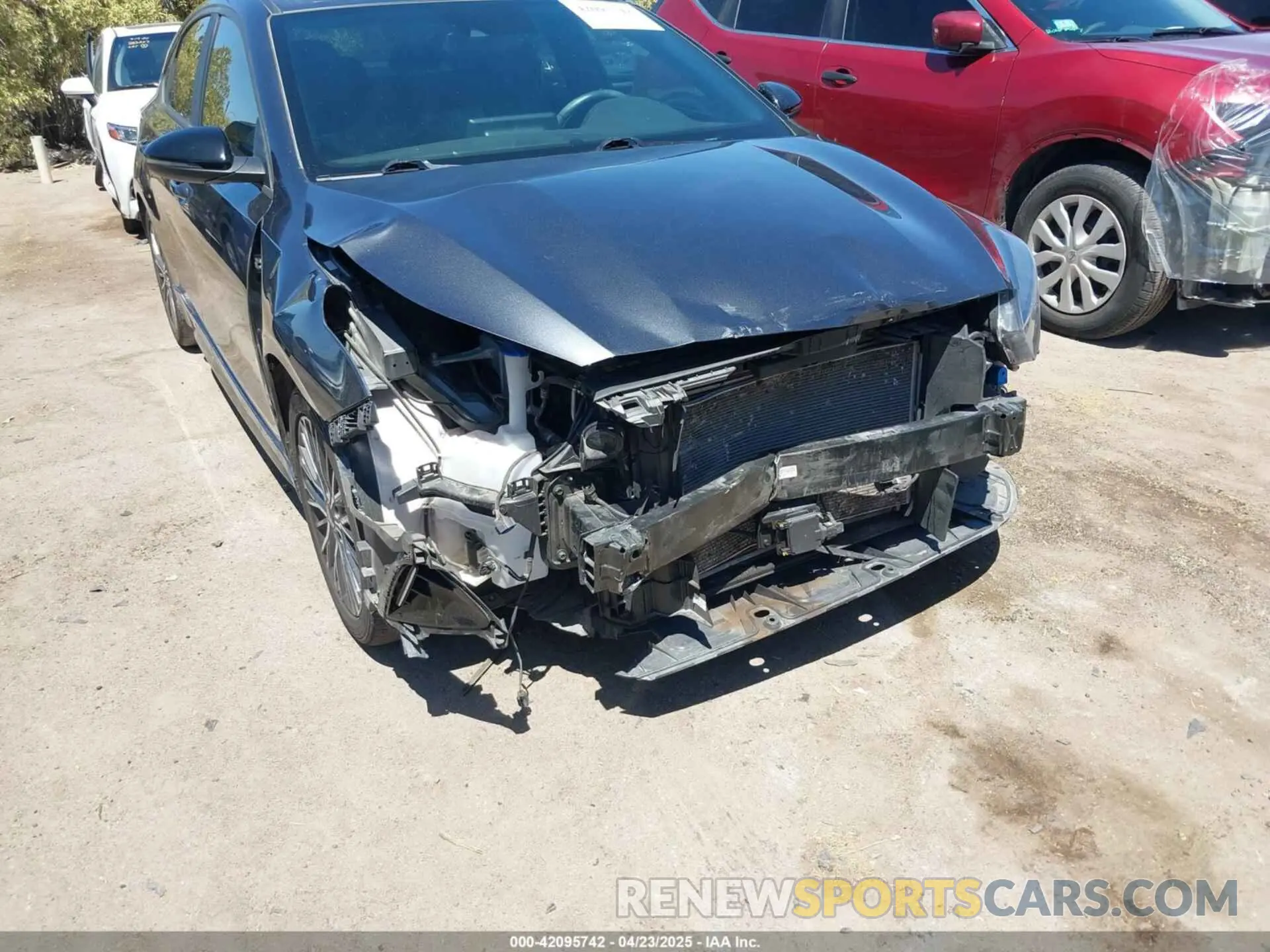 6 Photograph of a damaged car 3KPF54AD0NE506964 KIA FORTE 2022