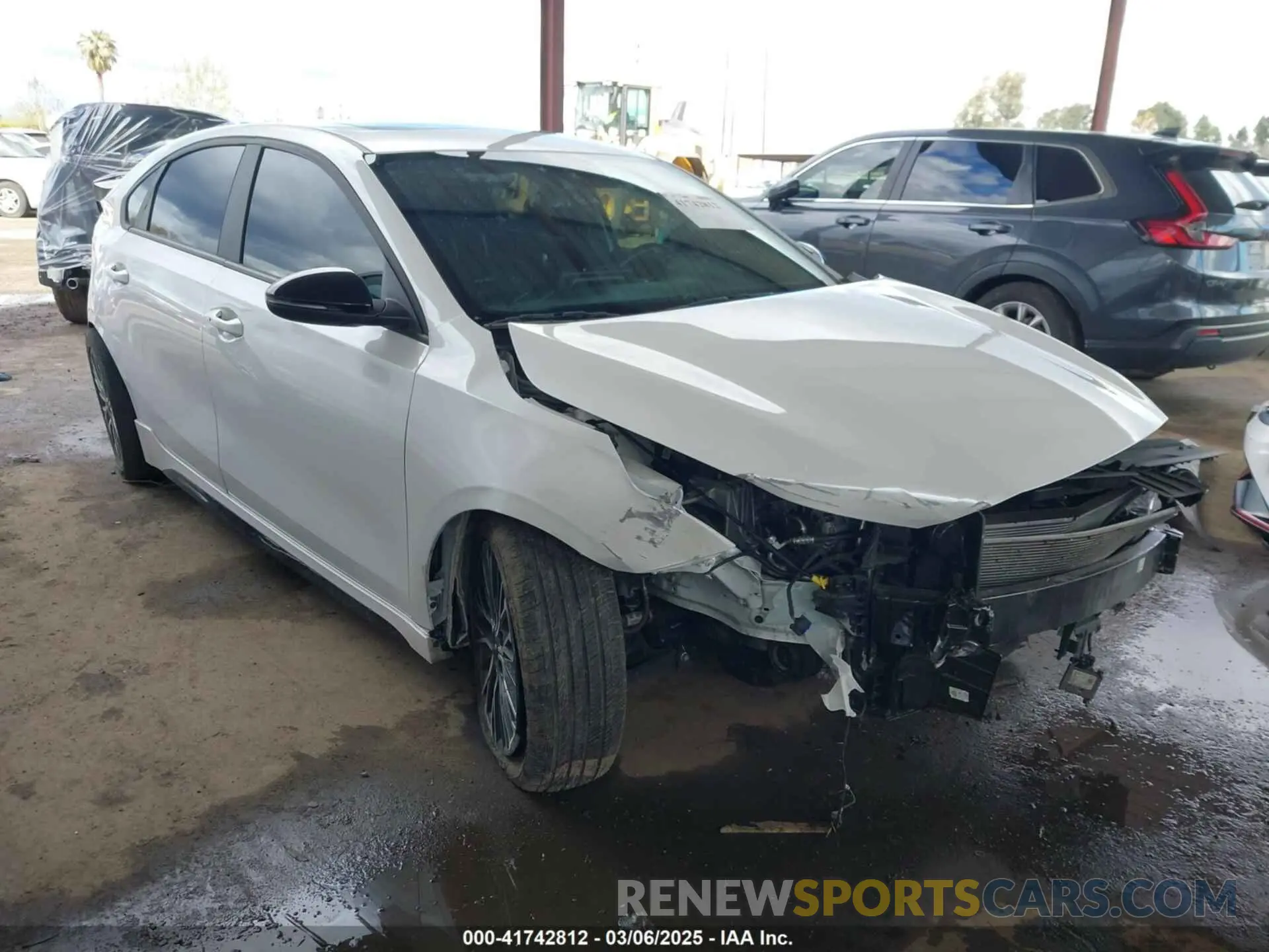 1 Photograph of a damaged car 3KPF54AD1NE455894 KIA FORTE 2022