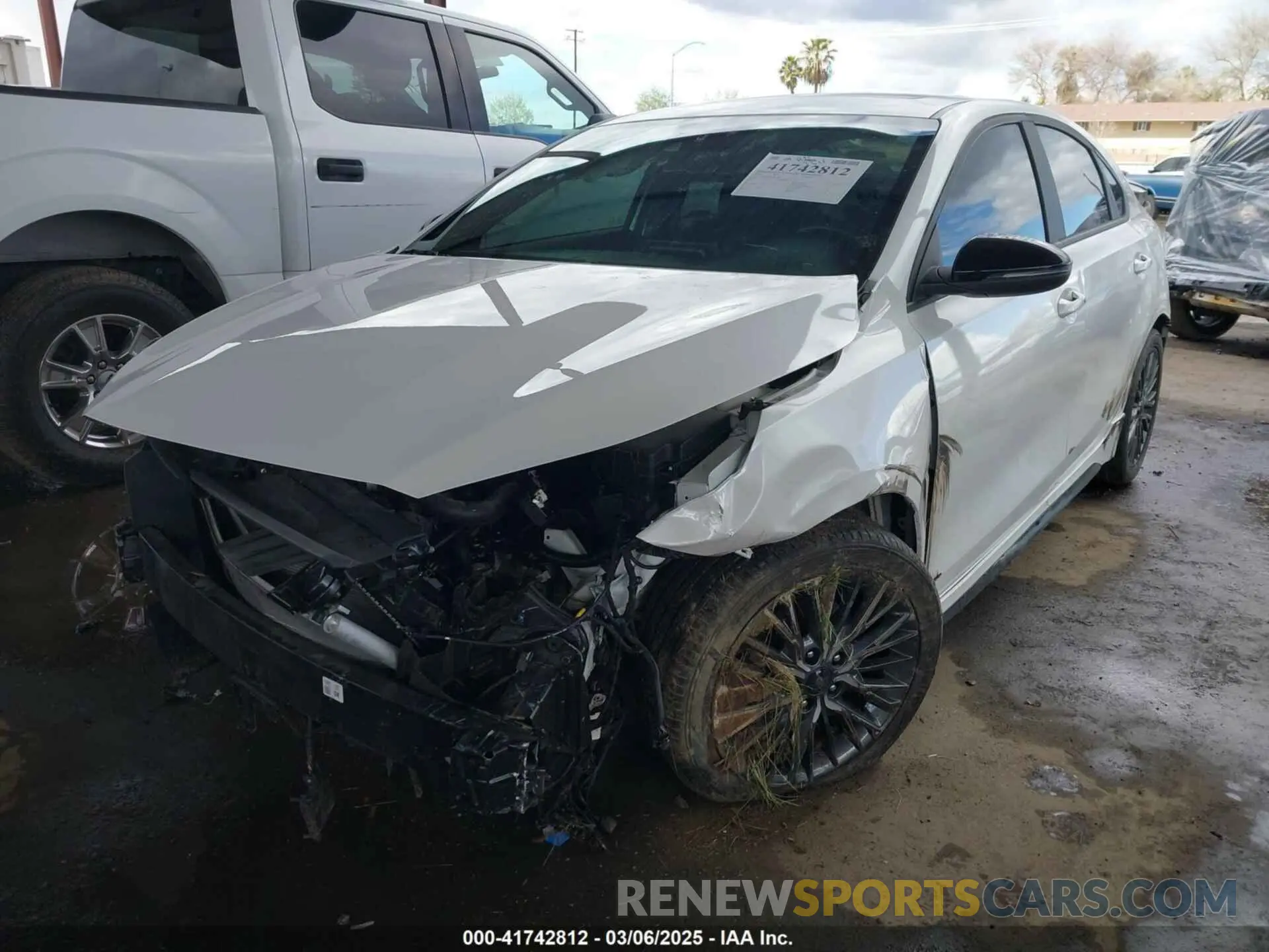 2 Photograph of a damaged car 3KPF54AD1NE455894 KIA FORTE 2022