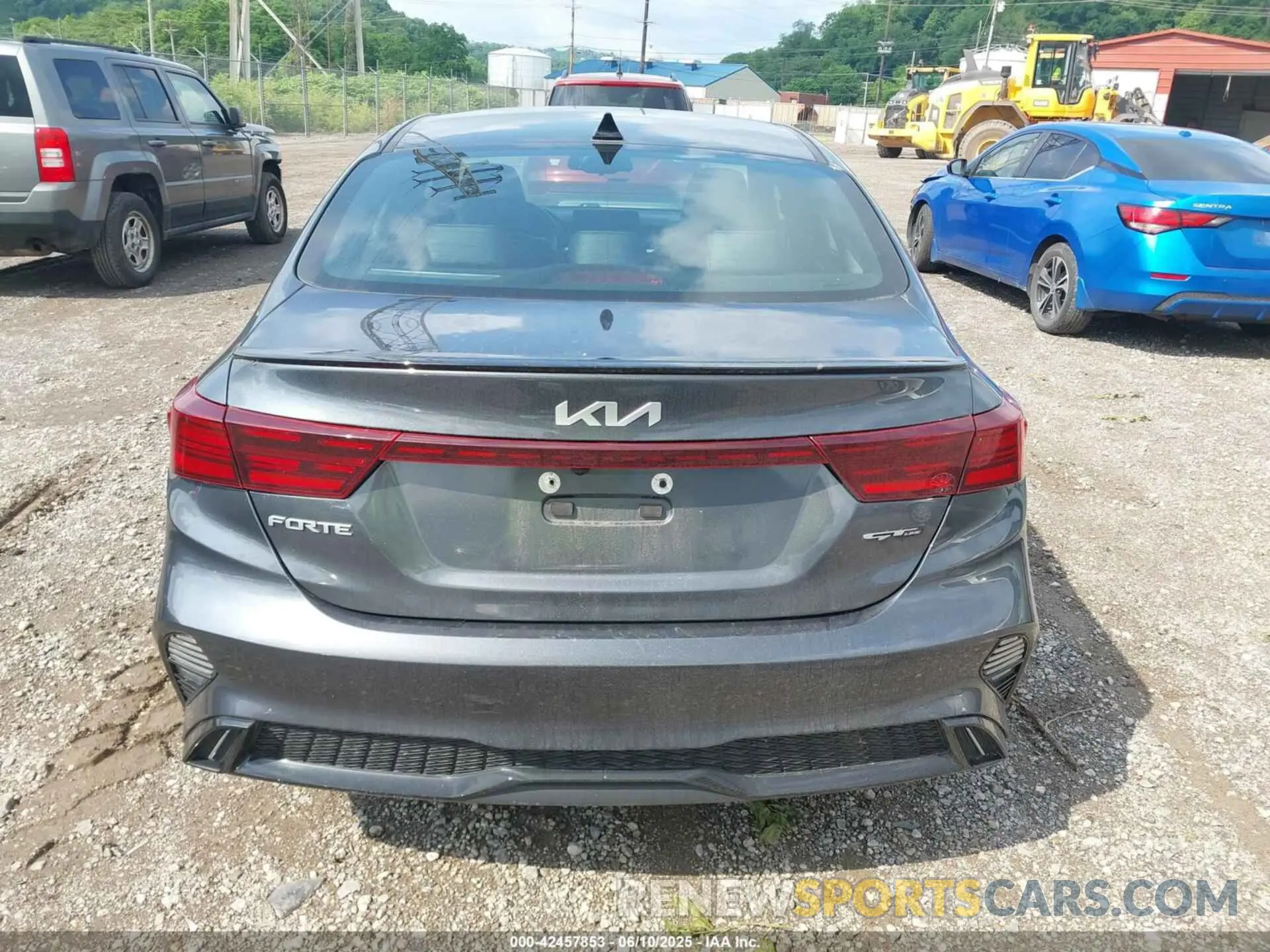 16 Photograph of a damaged car 3KPF54AD1NE459296 KIA FORTE 2022