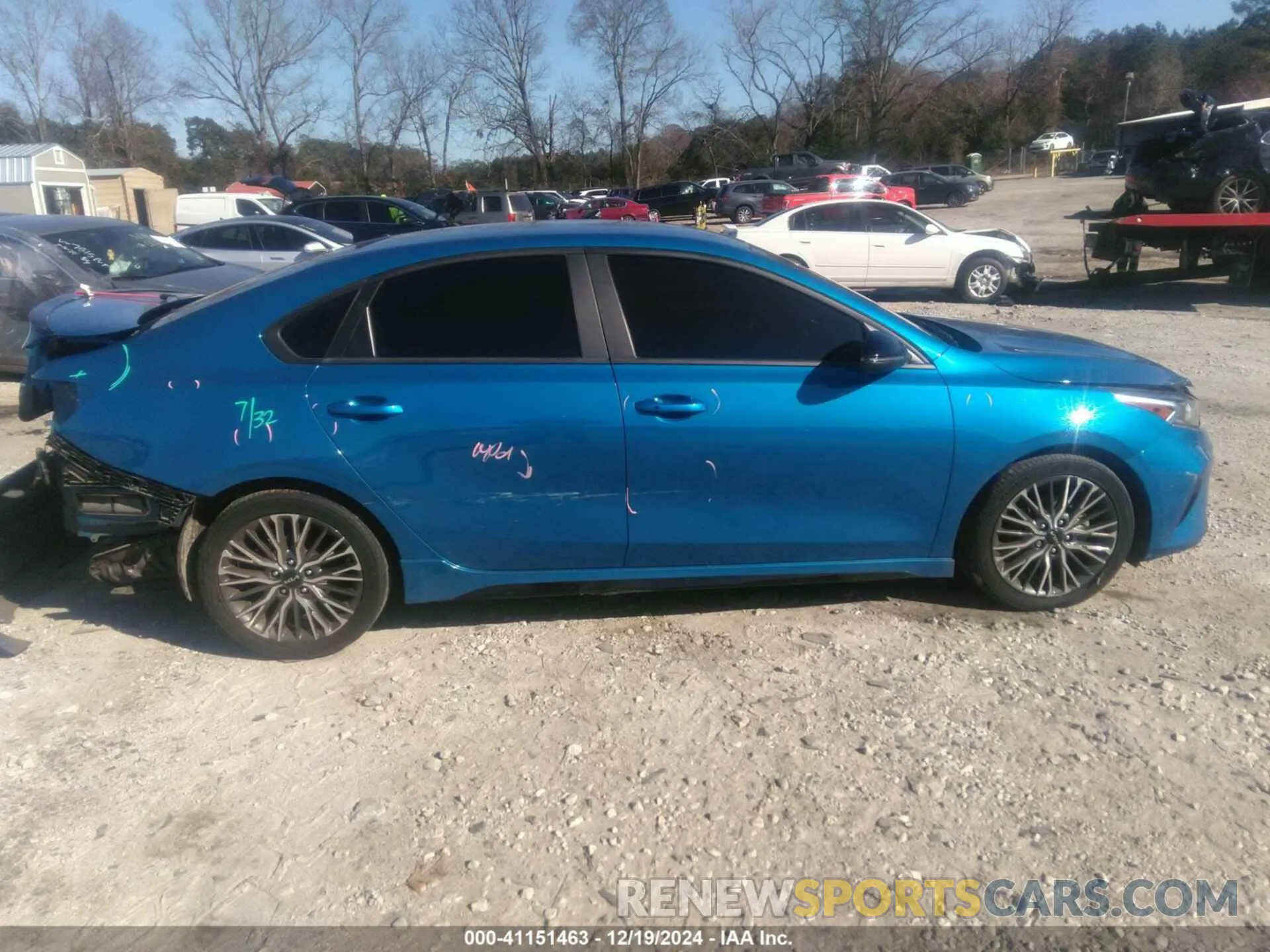 13 Photograph of a damaged car 3KPF54AD2NE428400 KIA FORTE 2022