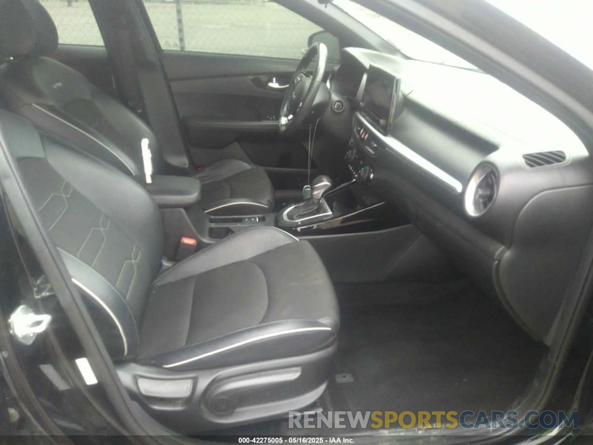 5 Photograph of a damaged car 3KPF54AD2NE448775 KIA FORTE 2022