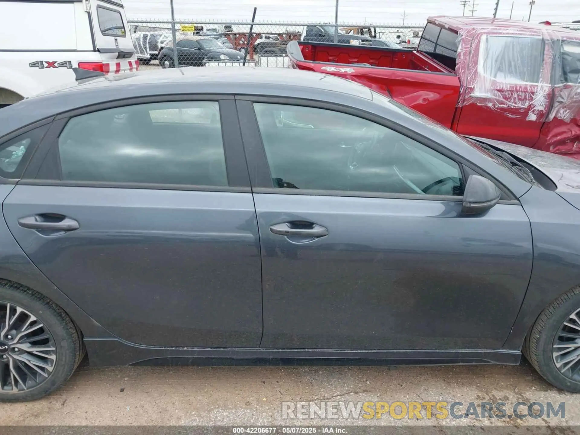 13 Photograph of a damaged car 3KPF54AD2NE478780 KIA FORTE 2022