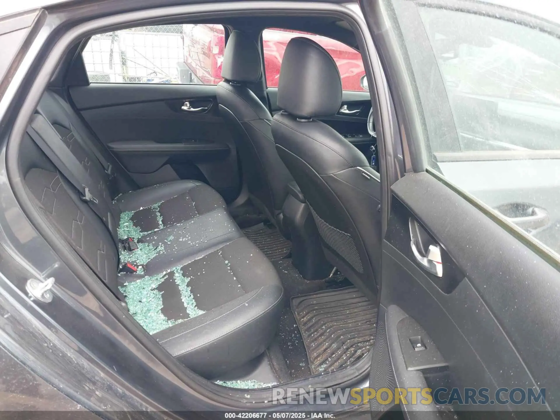 8 Photograph of a damaged car 3KPF54AD2NE478780 KIA FORTE 2022