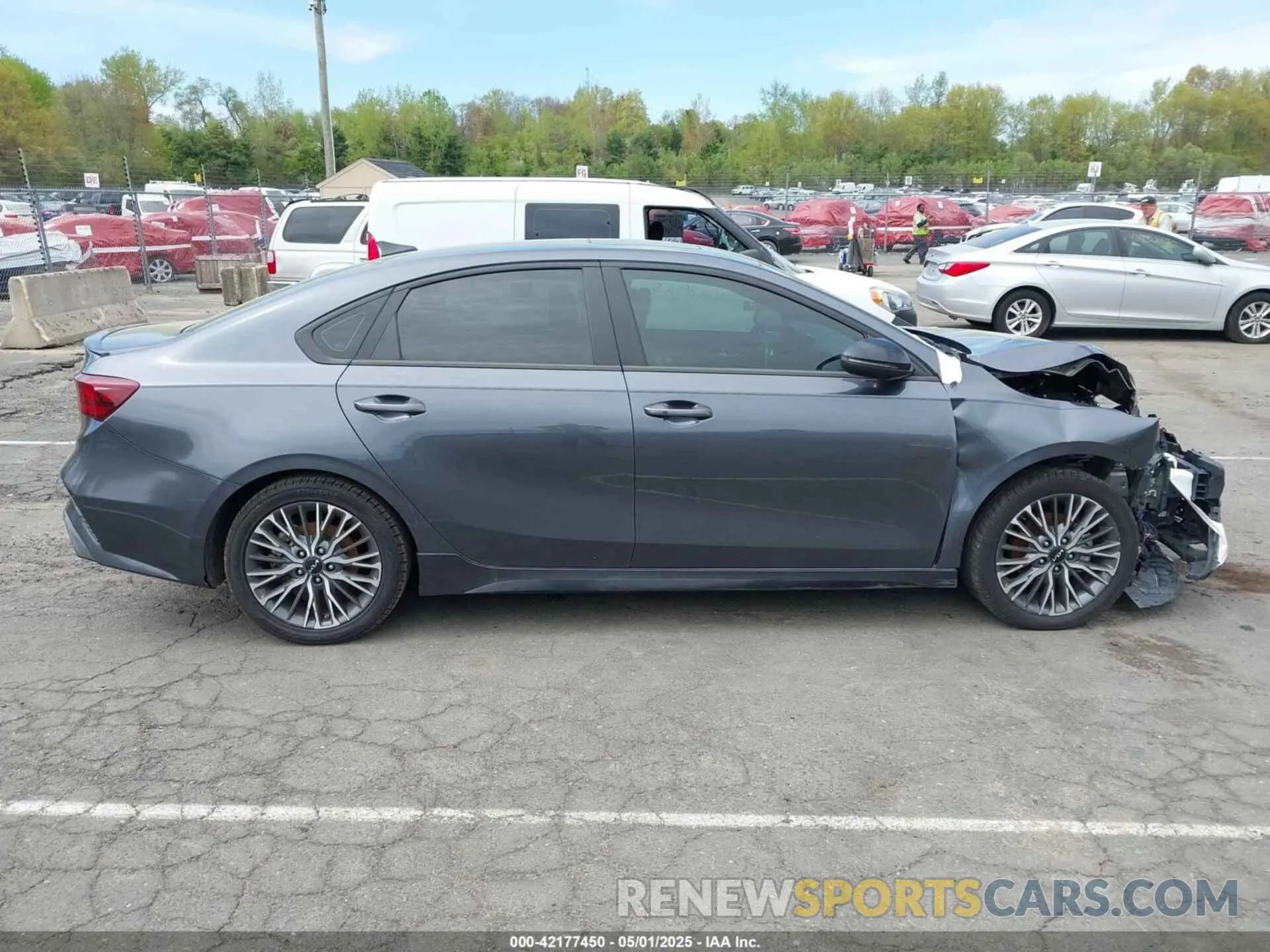 13 Photograph of a damaged car 3KPF54AD2NE488662 KIA FORTE 2022