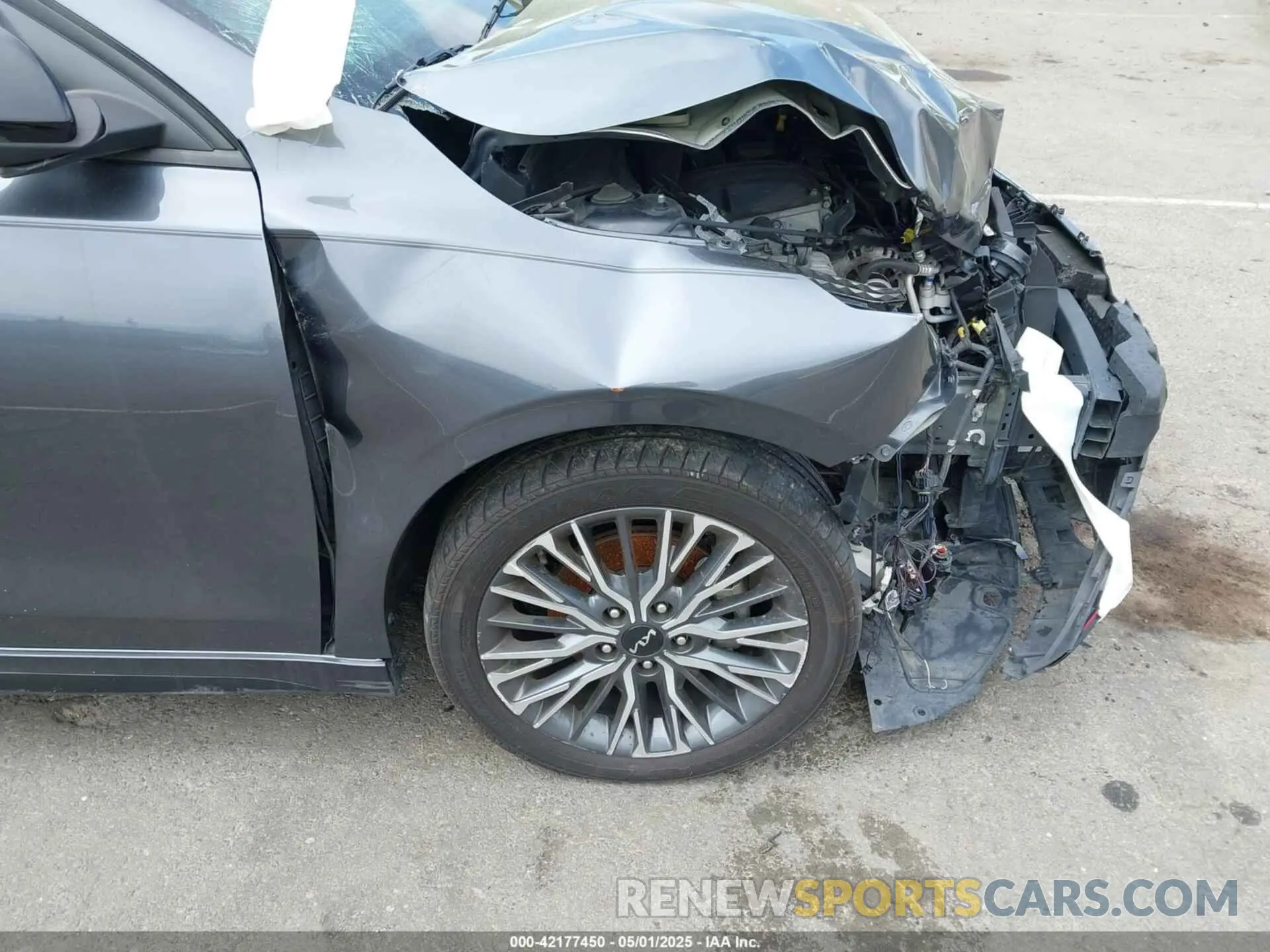 18 Photograph of a damaged car 3KPF54AD2NE488662 KIA FORTE 2022