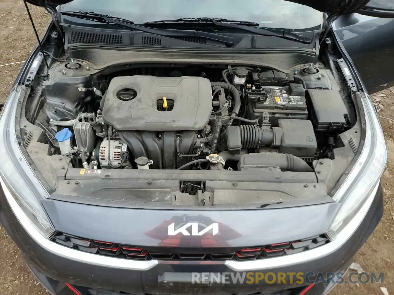 11 Photograph of a damaged car 3KPF54AD3NE451121 KIA FORTE 2022