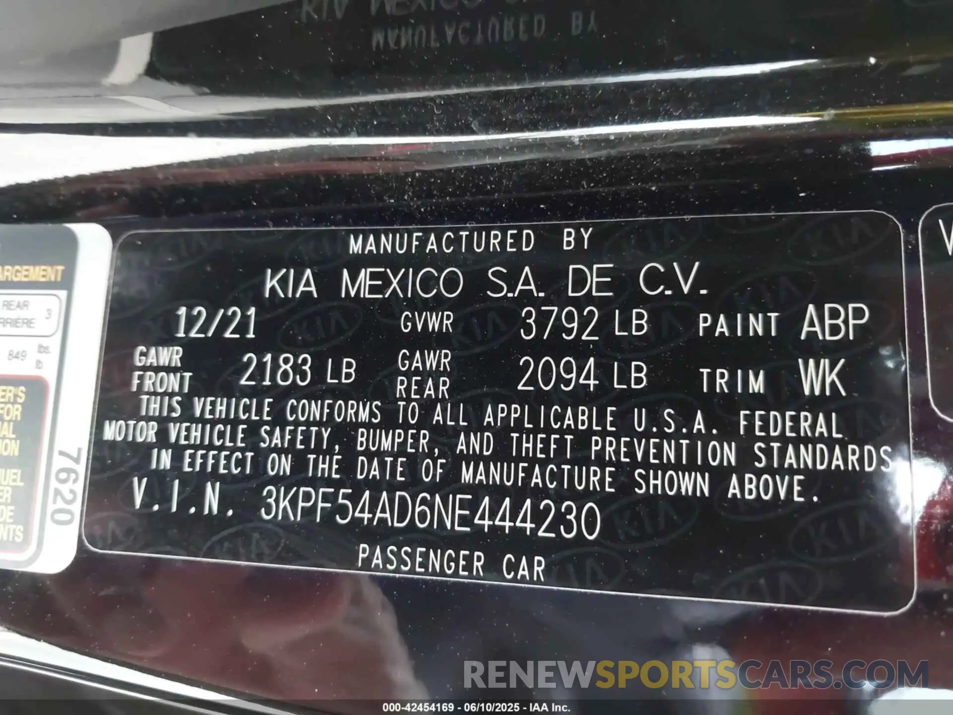 9 Photograph of a damaged car 3KPF54AD6NE444230 KIA FORTE 2022