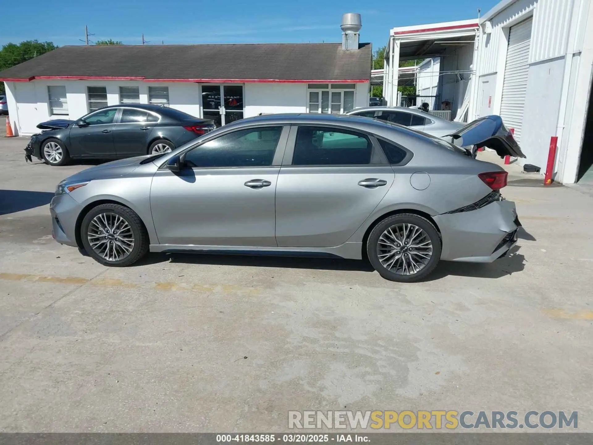 14 Photograph of a damaged car 3KPF54AD6NE498871 KIA FORTE 2022