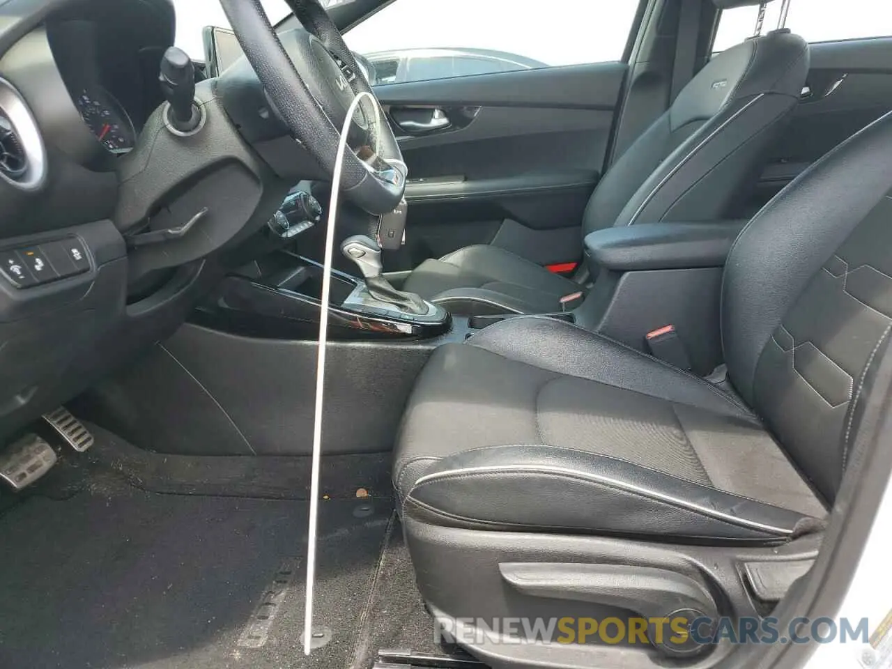 7 Photograph of a damaged car 3KPF54AD6NE507939 KIA FORTE 2022