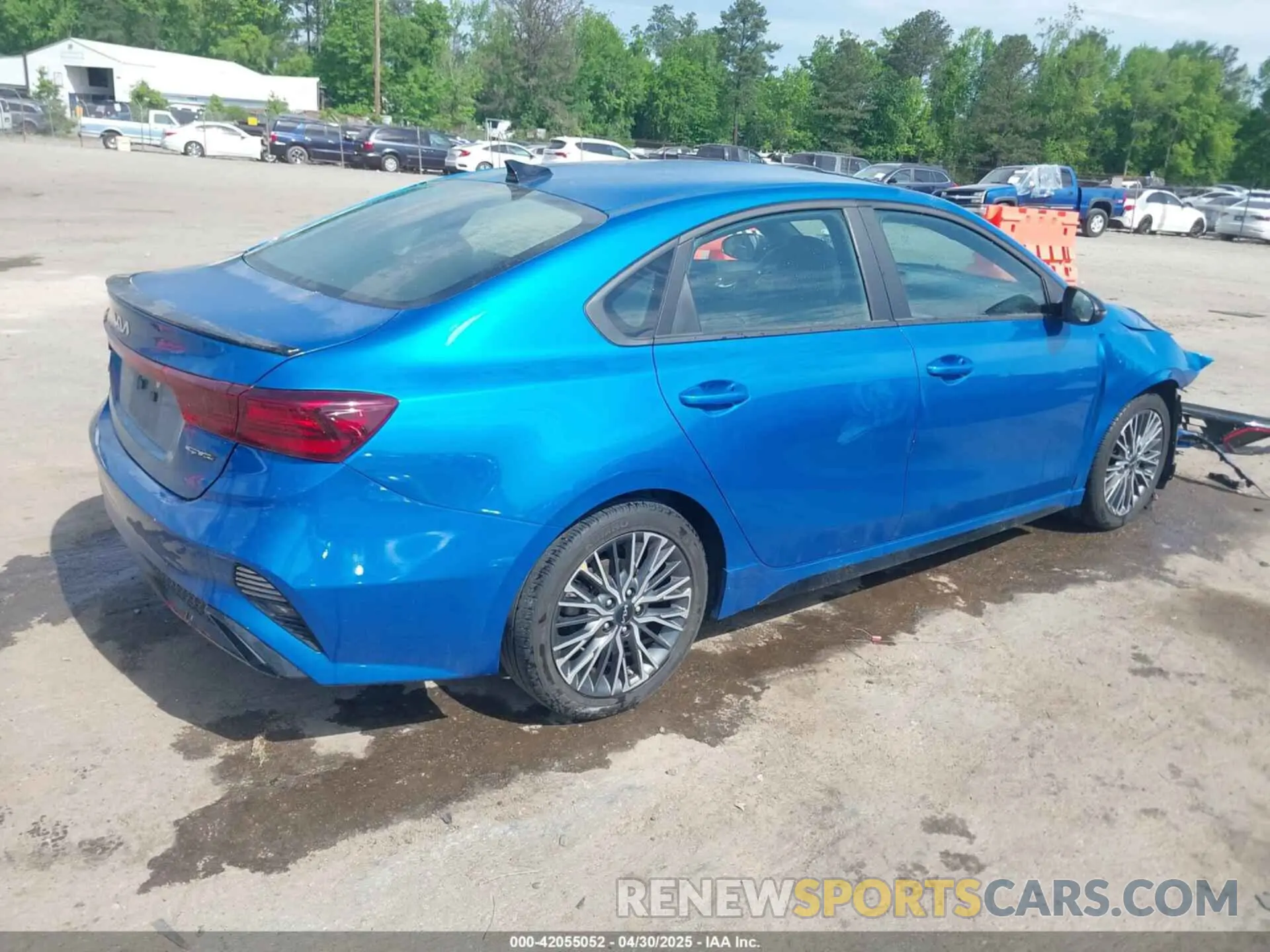4 Photograph of a damaged car 3KPF54AD7NE442356 KIA FORTE 2022
