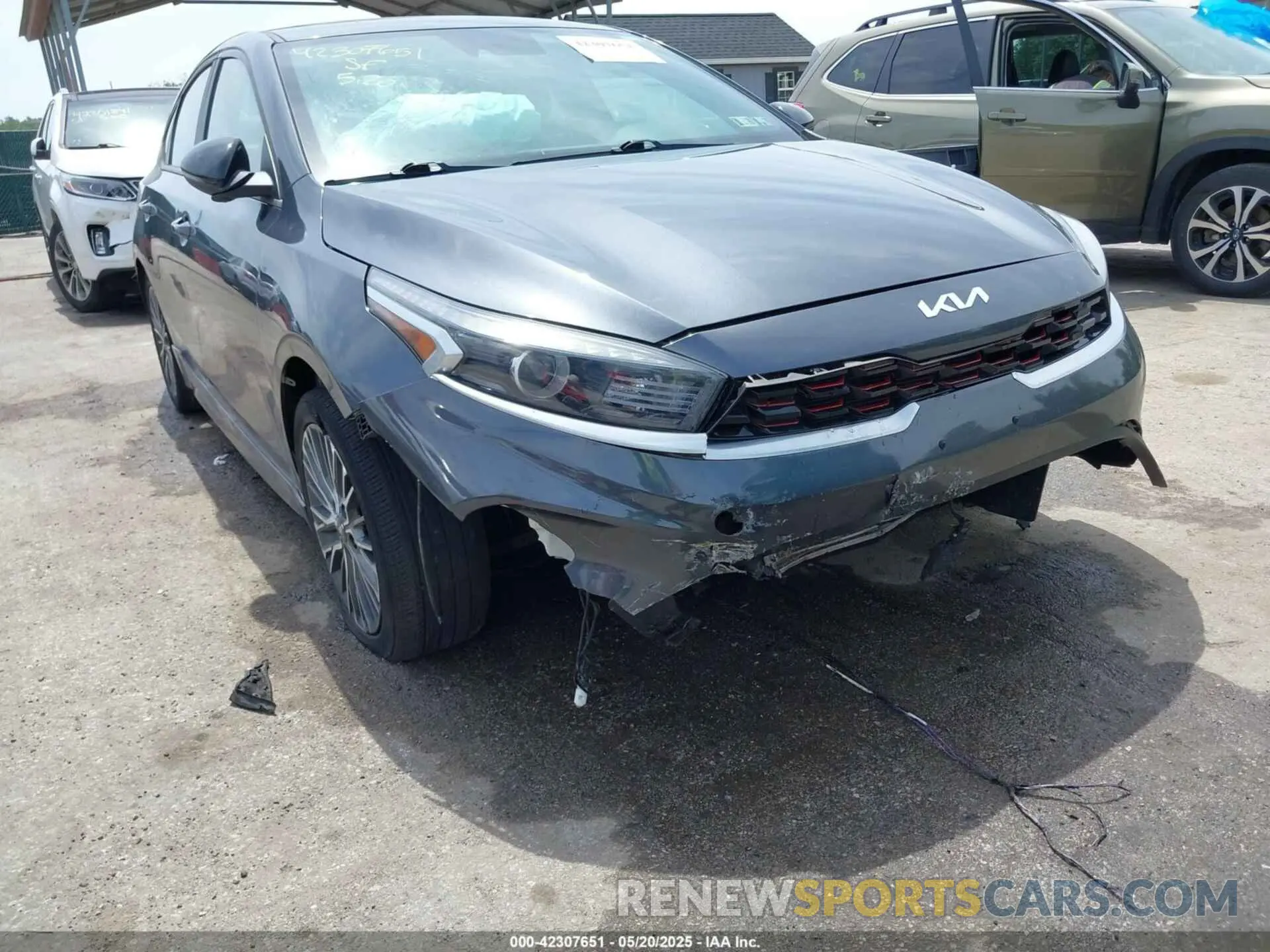 6 Photograph of a damaged car 3KPF54AD7NE454720 KIA FORTE 2022
