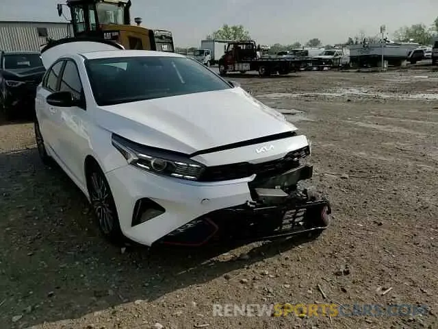 10 Photograph of a damaged car 3KPF54AD7NE484185 KIA FORTE 2022
