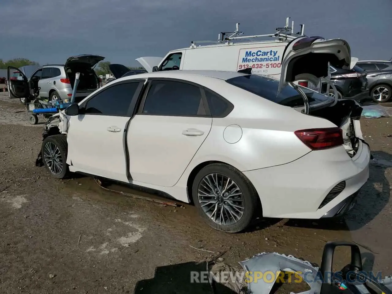 2 Photograph of a damaged car 3KPF54AD7NE484185 KIA FORTE 2022