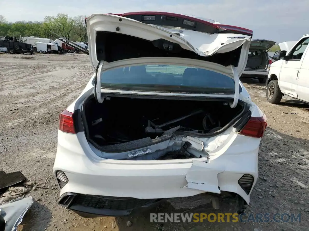 6 Photograph of a damaged car 3KPF54AD7NE484185 KIA FORTE 2022