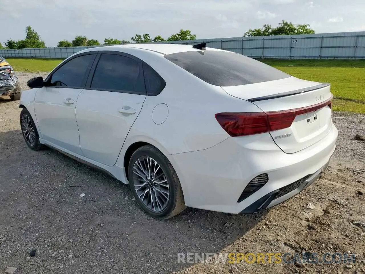 2 Photograph of a damaged car 3KPF54AD7NE495963 KIA FORTE 2022