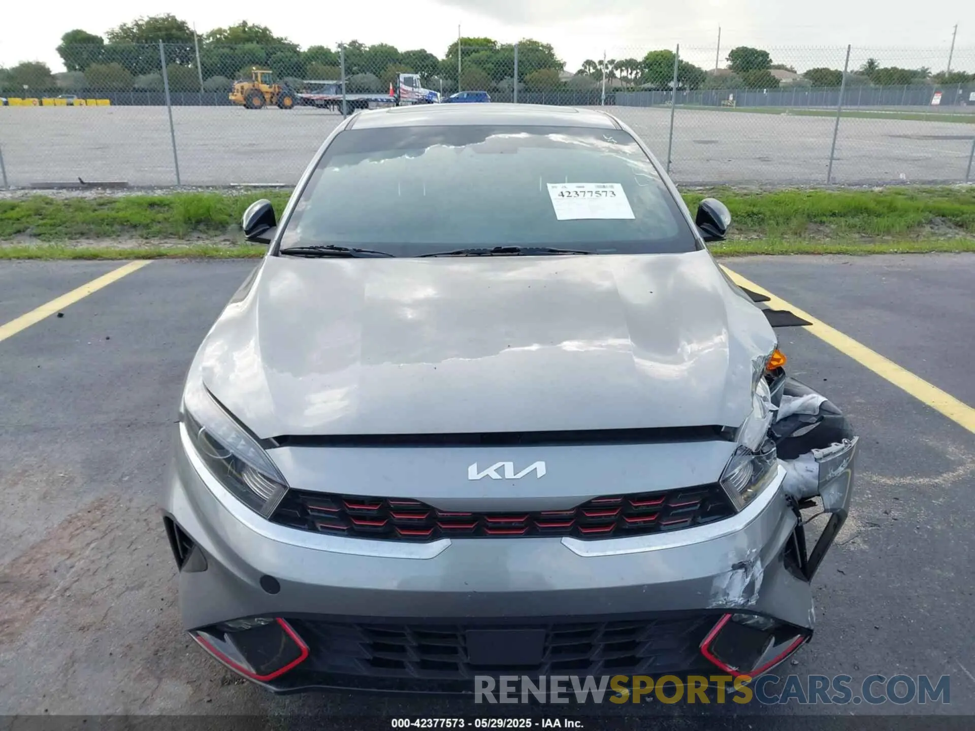 11 Photograph of a damaged car 3KPF54AD8NE487693 KIA FORTE 2022