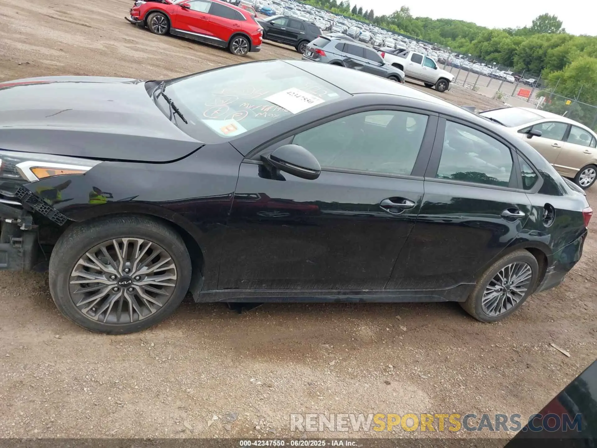 14 Photograph of a damaged car 3KPF54AD9NE478579 KIA FORTE 2022