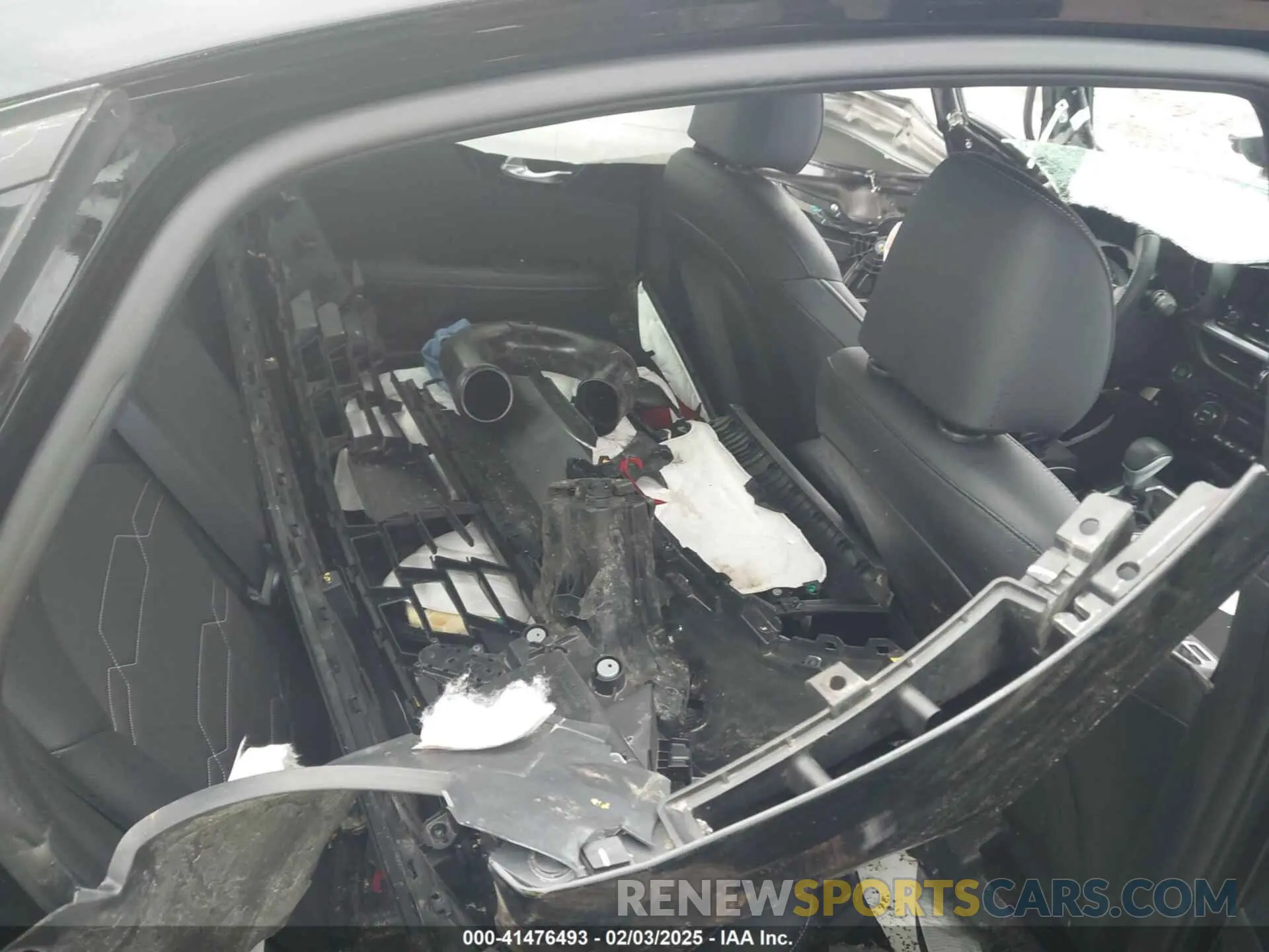 8 Photograph of a damaged car 3KPF54AD9NE488982 KIA FORTE 2022