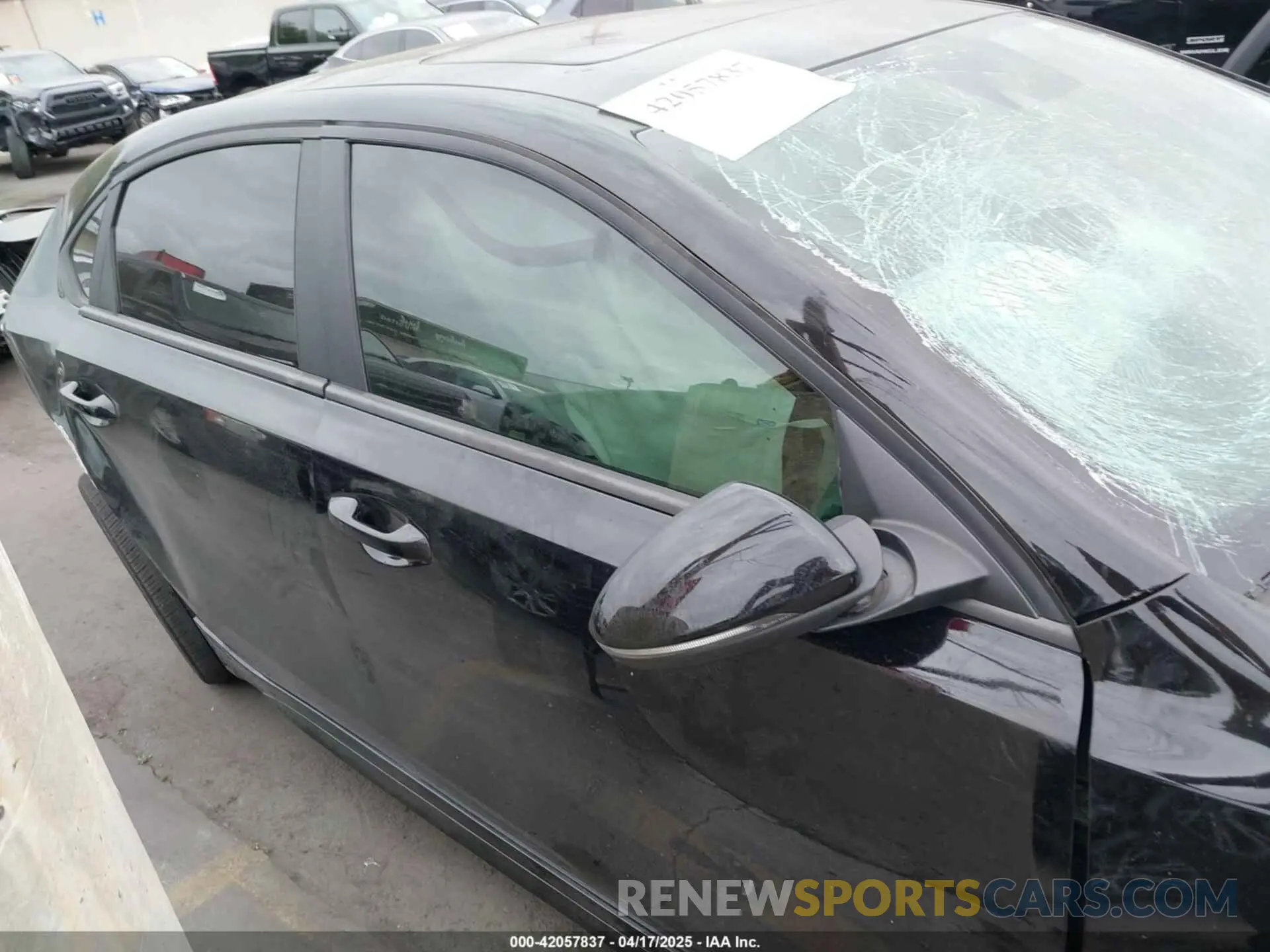 14 Photograph of a damaged car 3KPF54AD9NE498735 KIA FORTE 2022