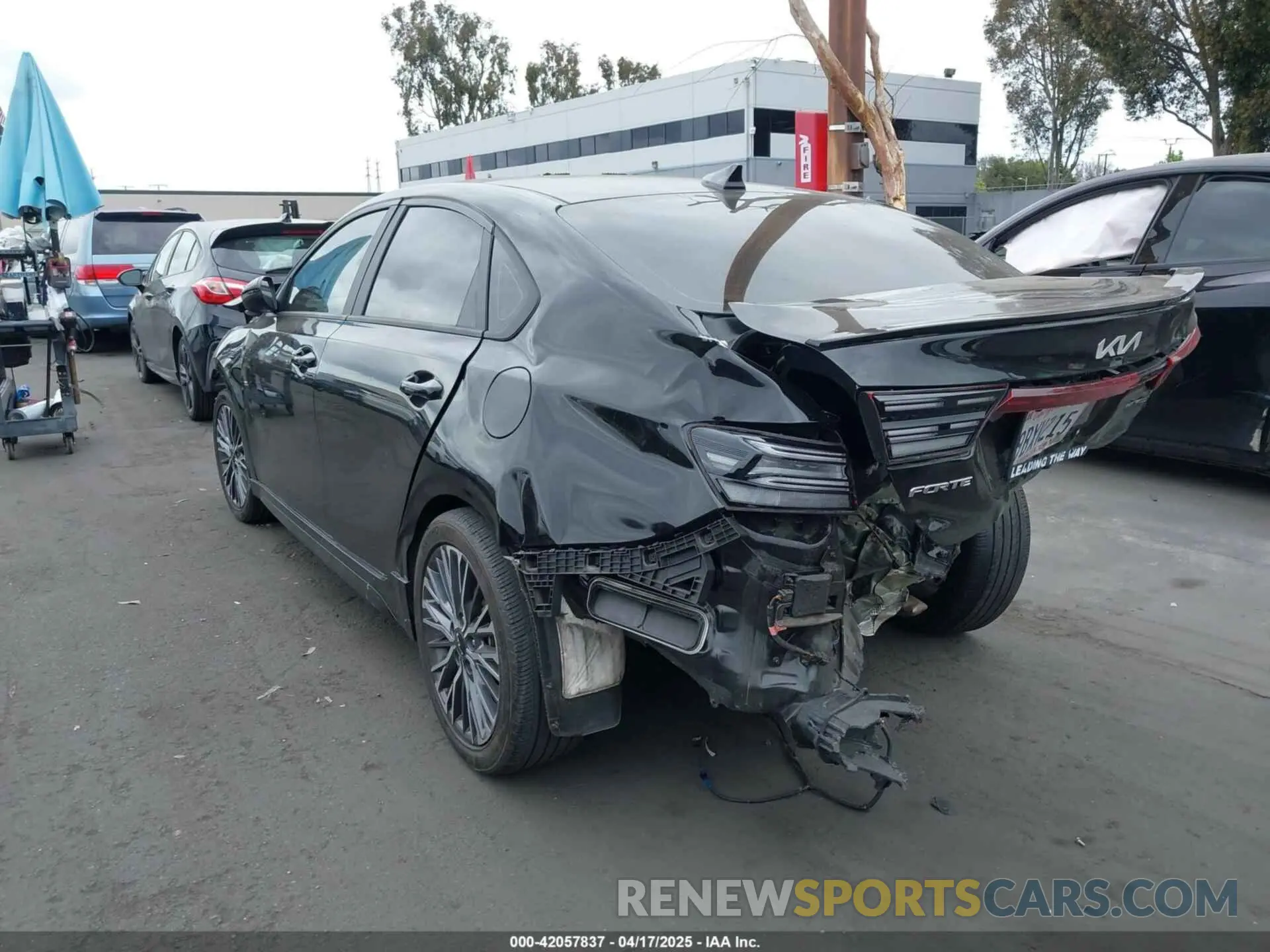 3 Photograph of a damaged car 3KPF54AD9NE498735 KIA FORTE 2022
