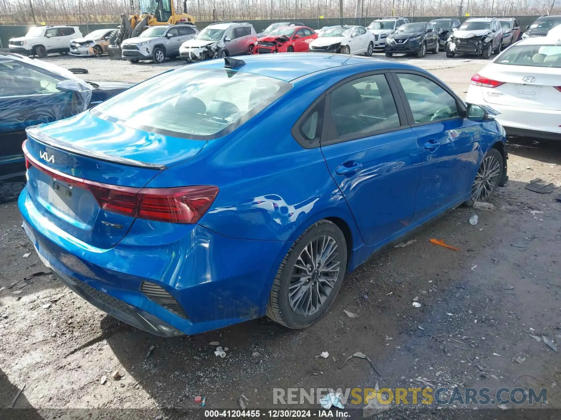 4 Photograph of a damaged car 3KPF54ADXNE426104 KIA FORTE 2022