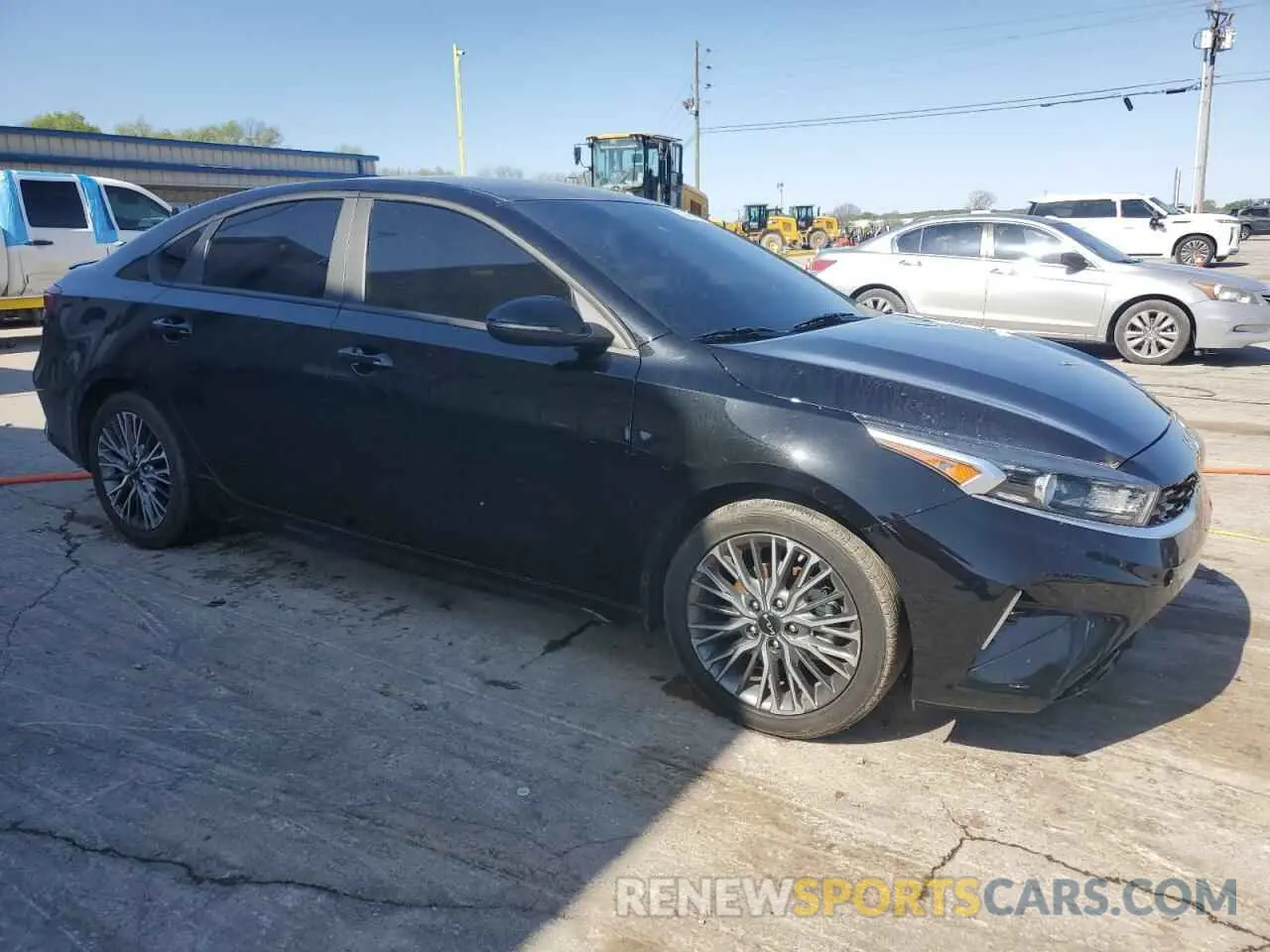 4 Photograph of a damaged car 3KPF54ADXNE449043 KIA FORTE 2022