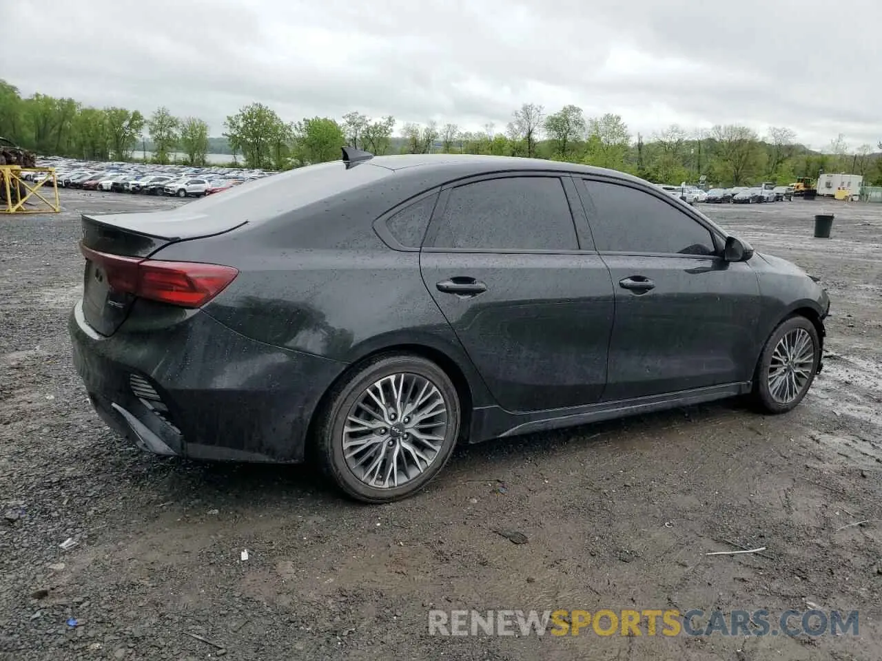 3 Photograph of a damaged car 3KPF54ADXNE454405 KIA FORTE 2022