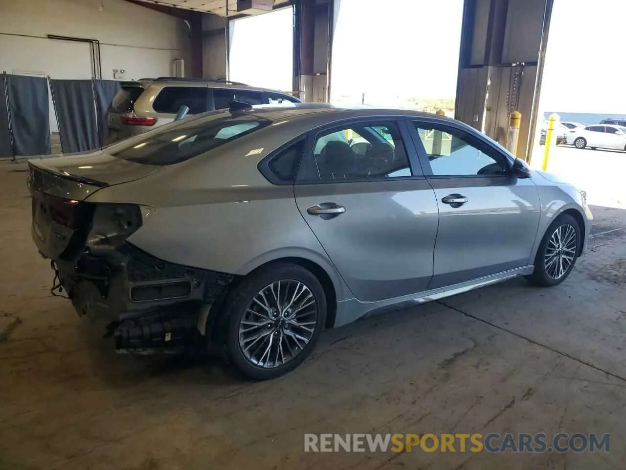 3 Photograph of a damaged car 3KPF54ADXNE471155 KIA FORTE 2022