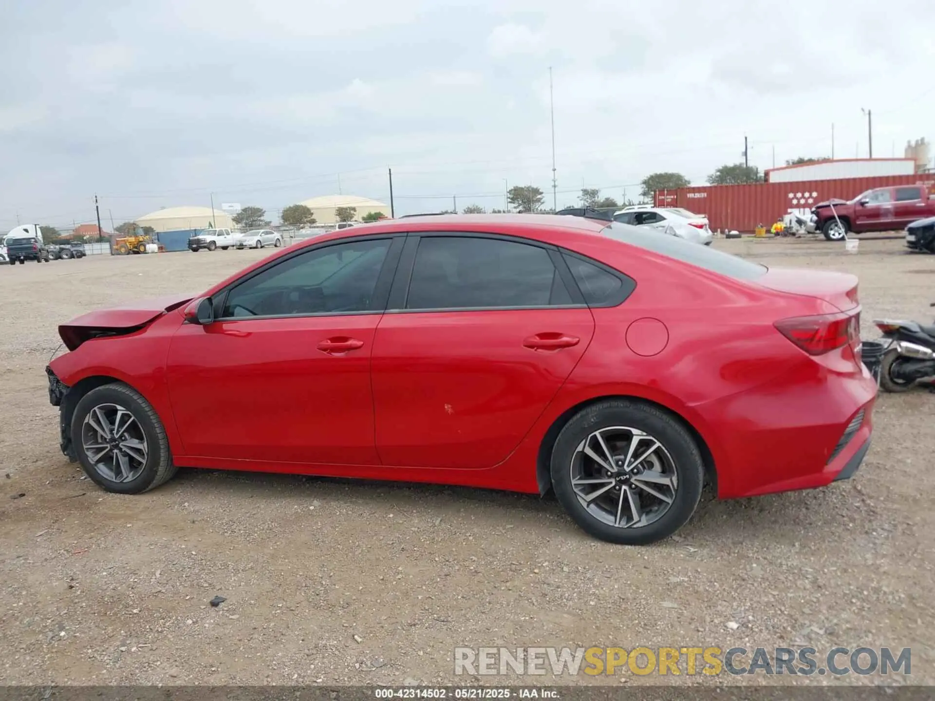 15 Photograph of a damaged car 3KPS24AD1NE465298 KIA FORTE 2022