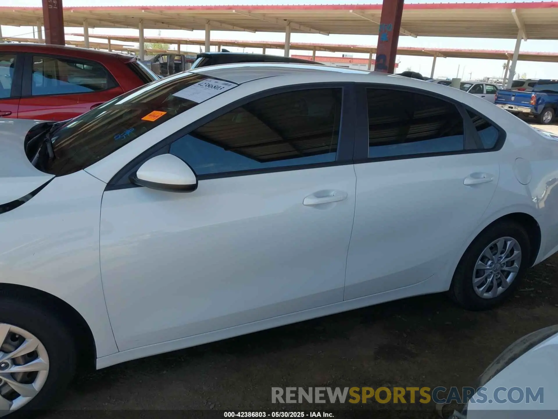 14 Photograph of a damaged car 3KPF24AD0PE507429 KIA FORTE 2023