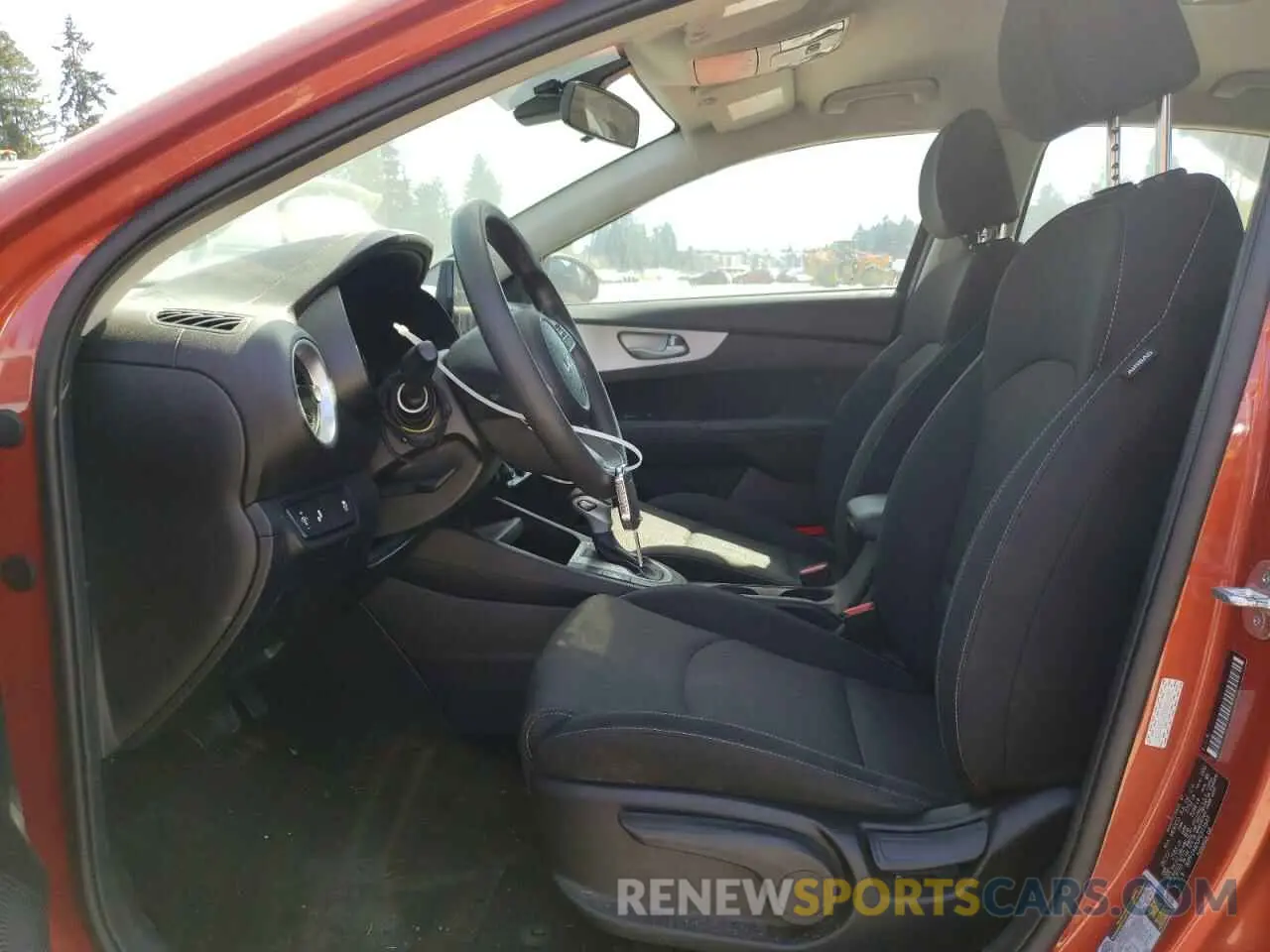 7 Photograph of a damaged car 3KPF24AD0PE511643 KIA FORTE 2023