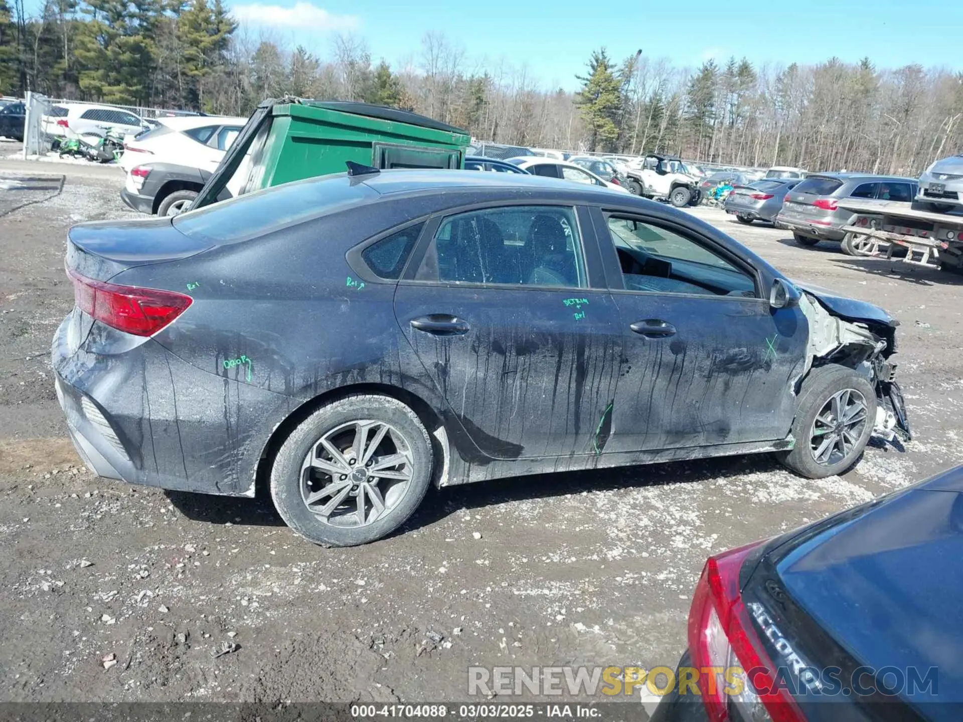 13 Photograph of a damaged car 3KPF24AD0PE525316 KIA FORTE 2023