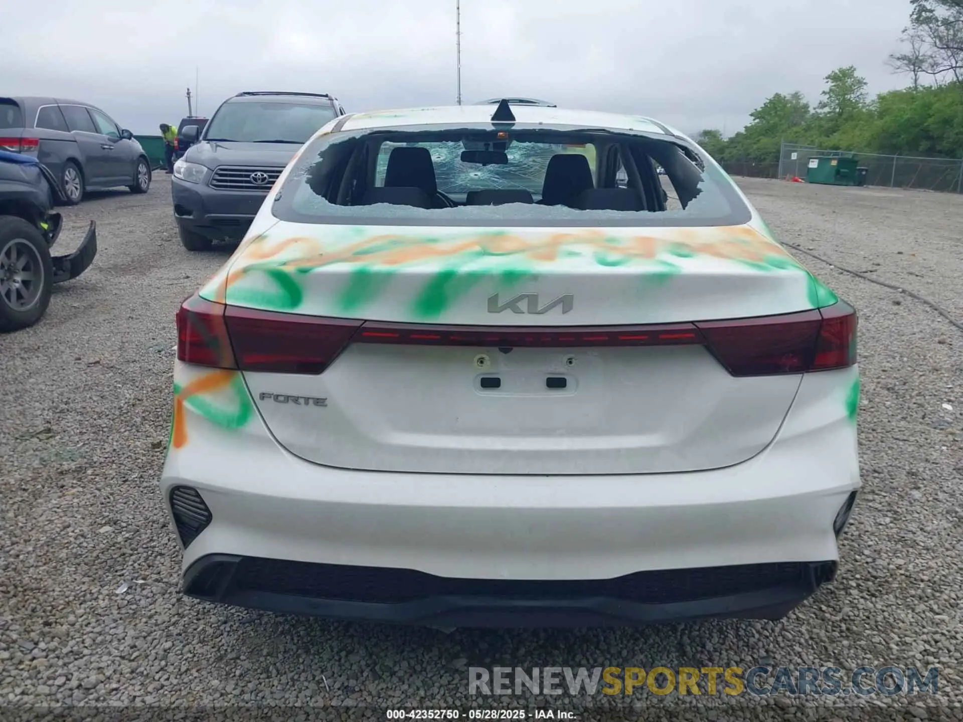 16 Photograph of a damaged car 3KPF24AD0PE552371 KIA FORTE 2023