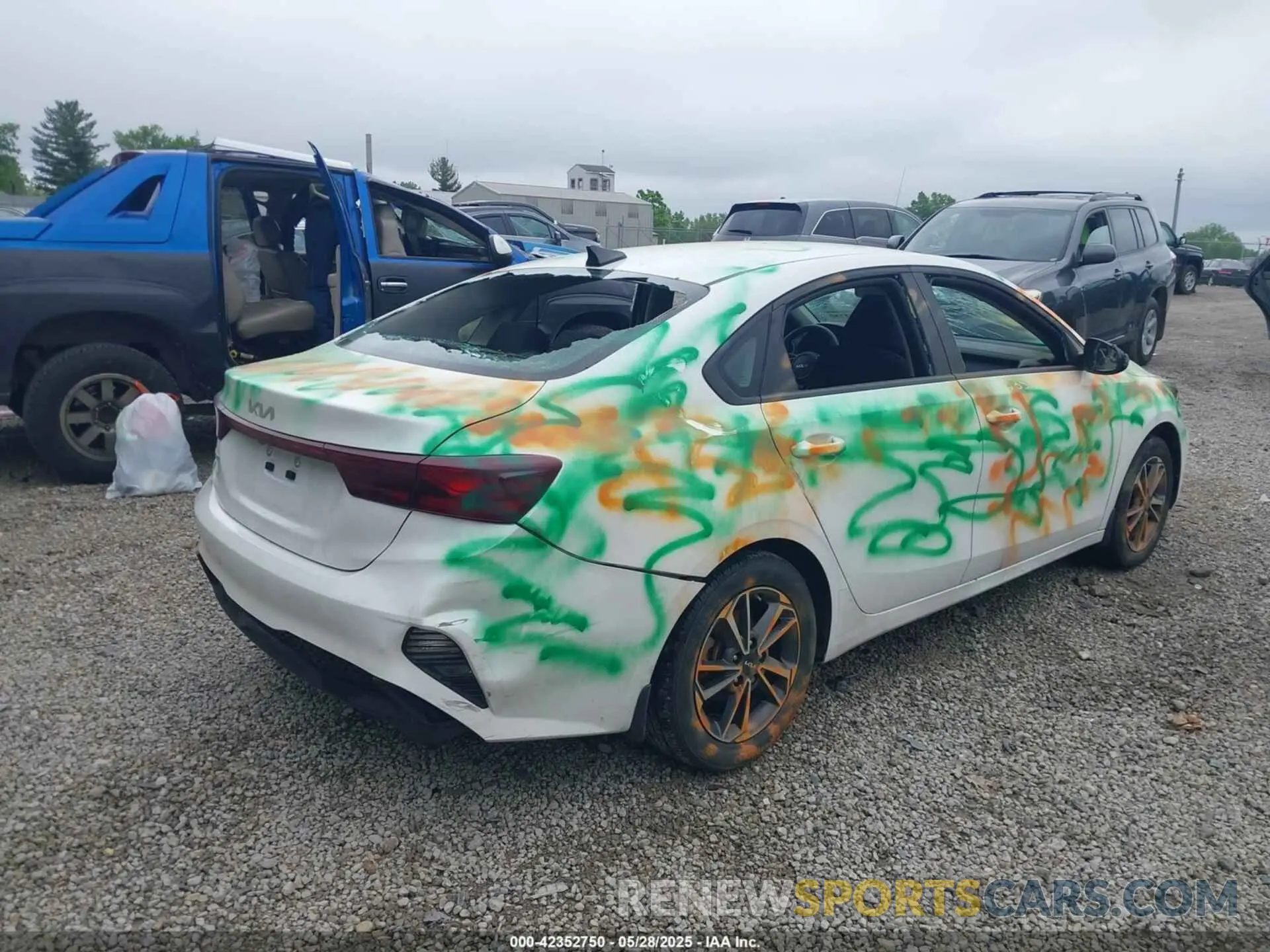 4 Photograph of a damaged car 3KPF24AD0PE552371 KIA FORTE 2023